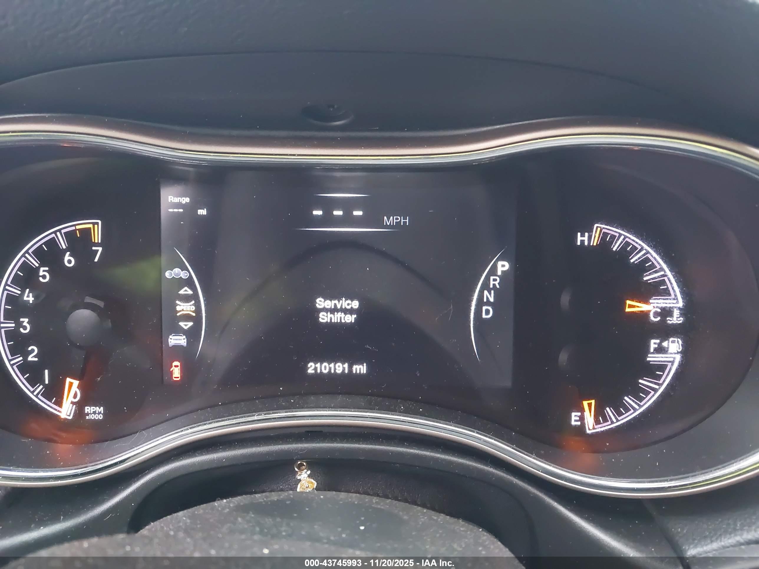 JEEP GRAND image 7