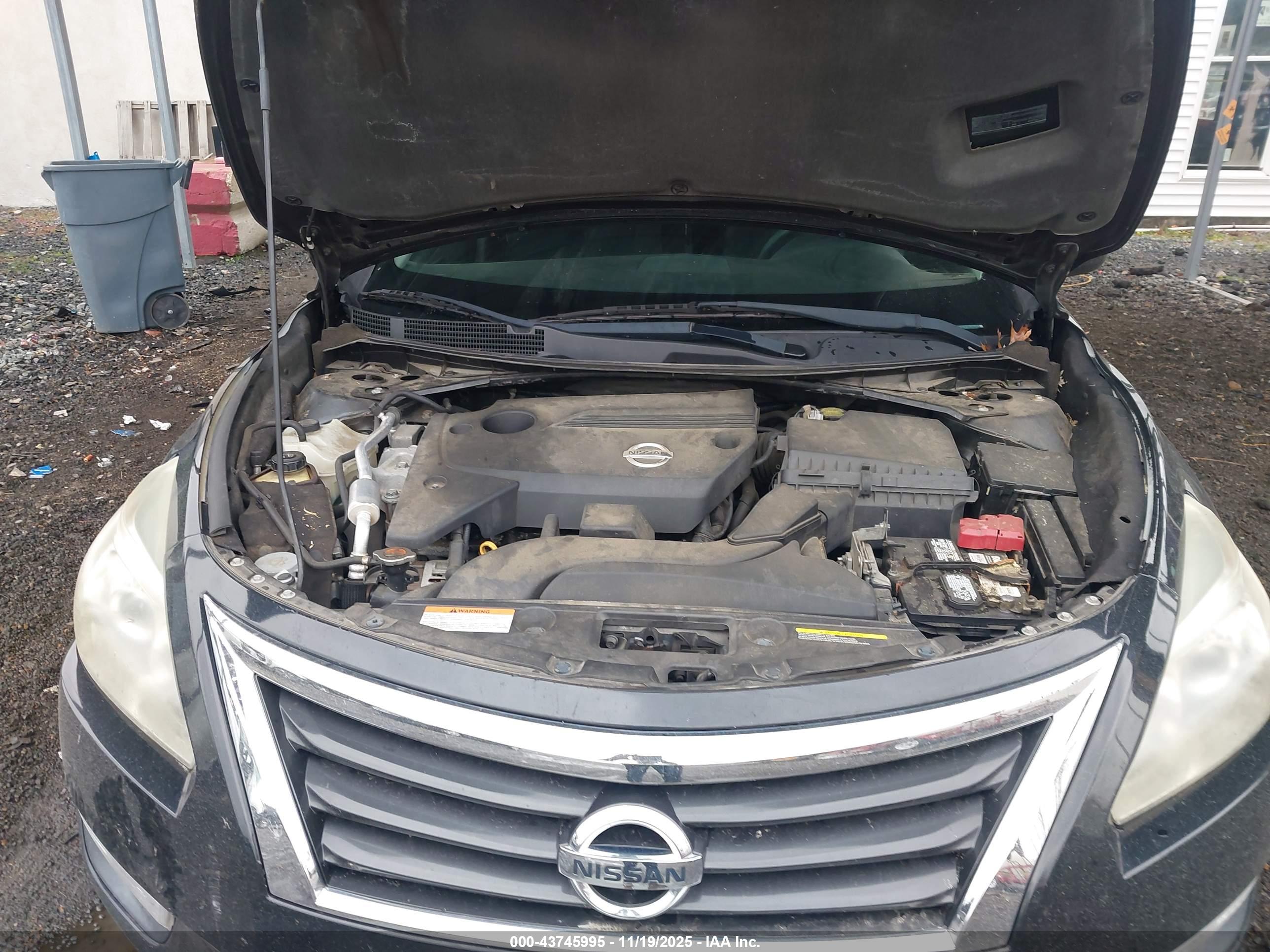 NISSAN ALTIMA image 10