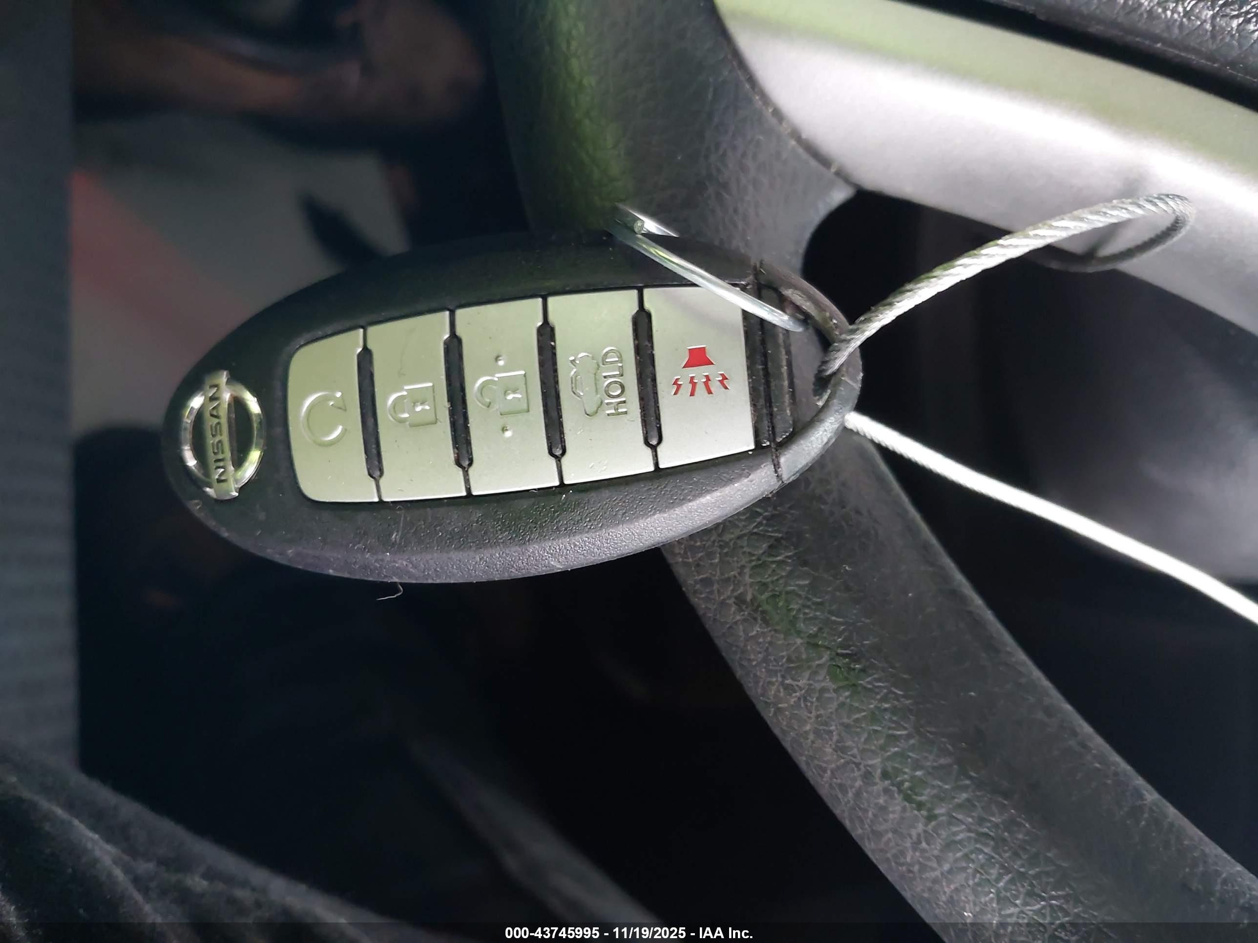 NISSAN ALTIMA image 11