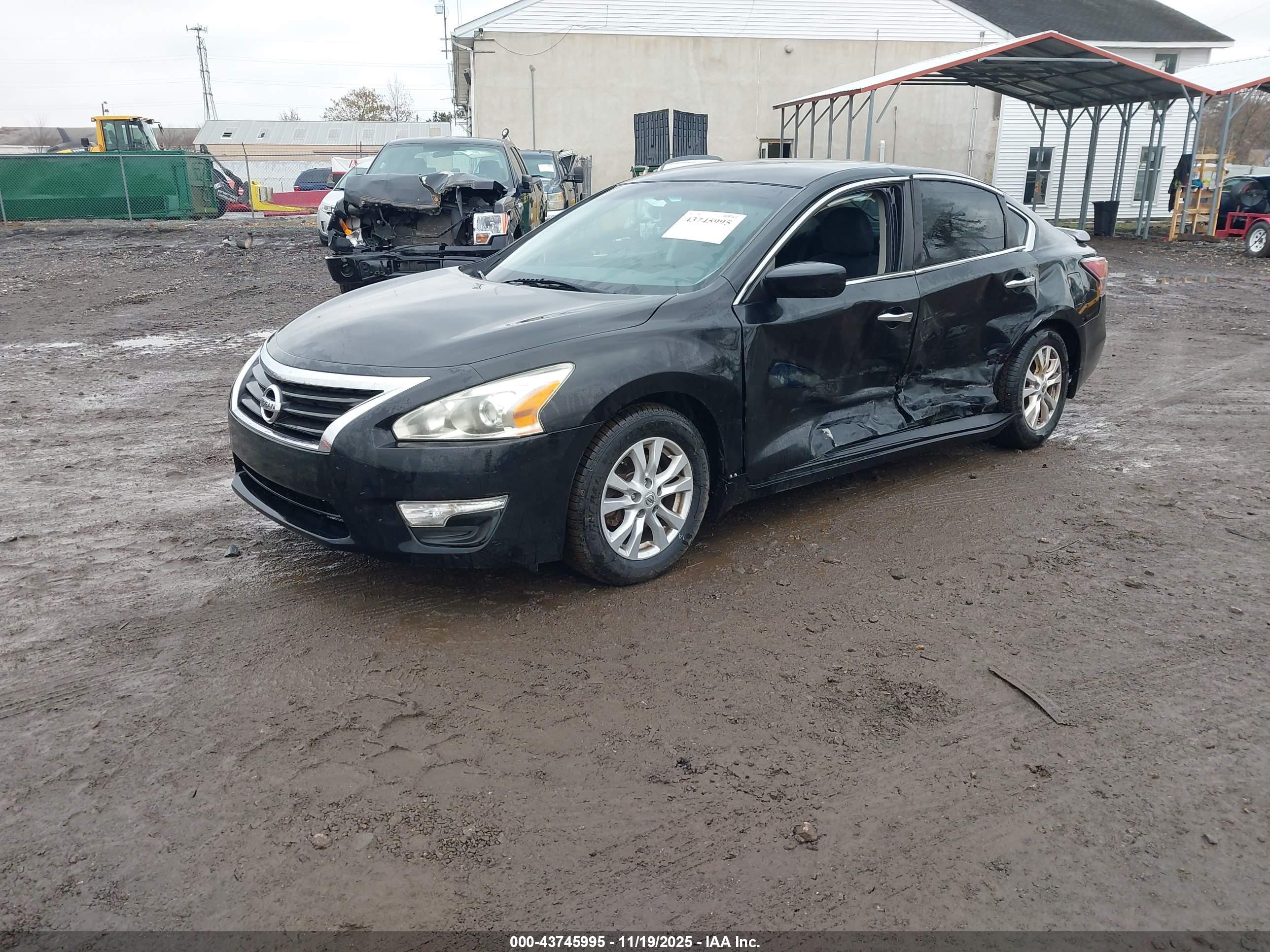 NISSAN ALTIMA image 2