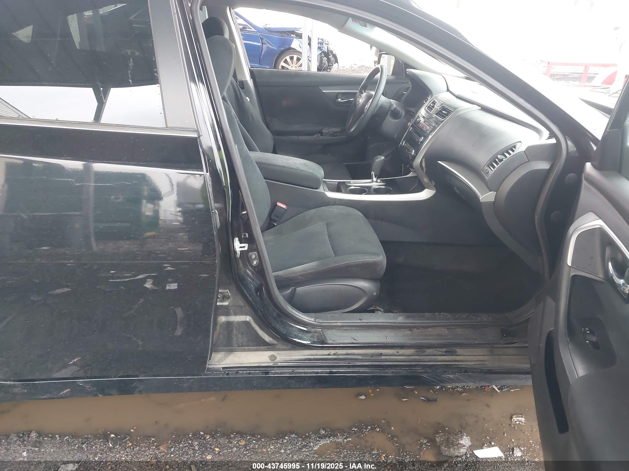 NISSAN ALTIMA image 5
