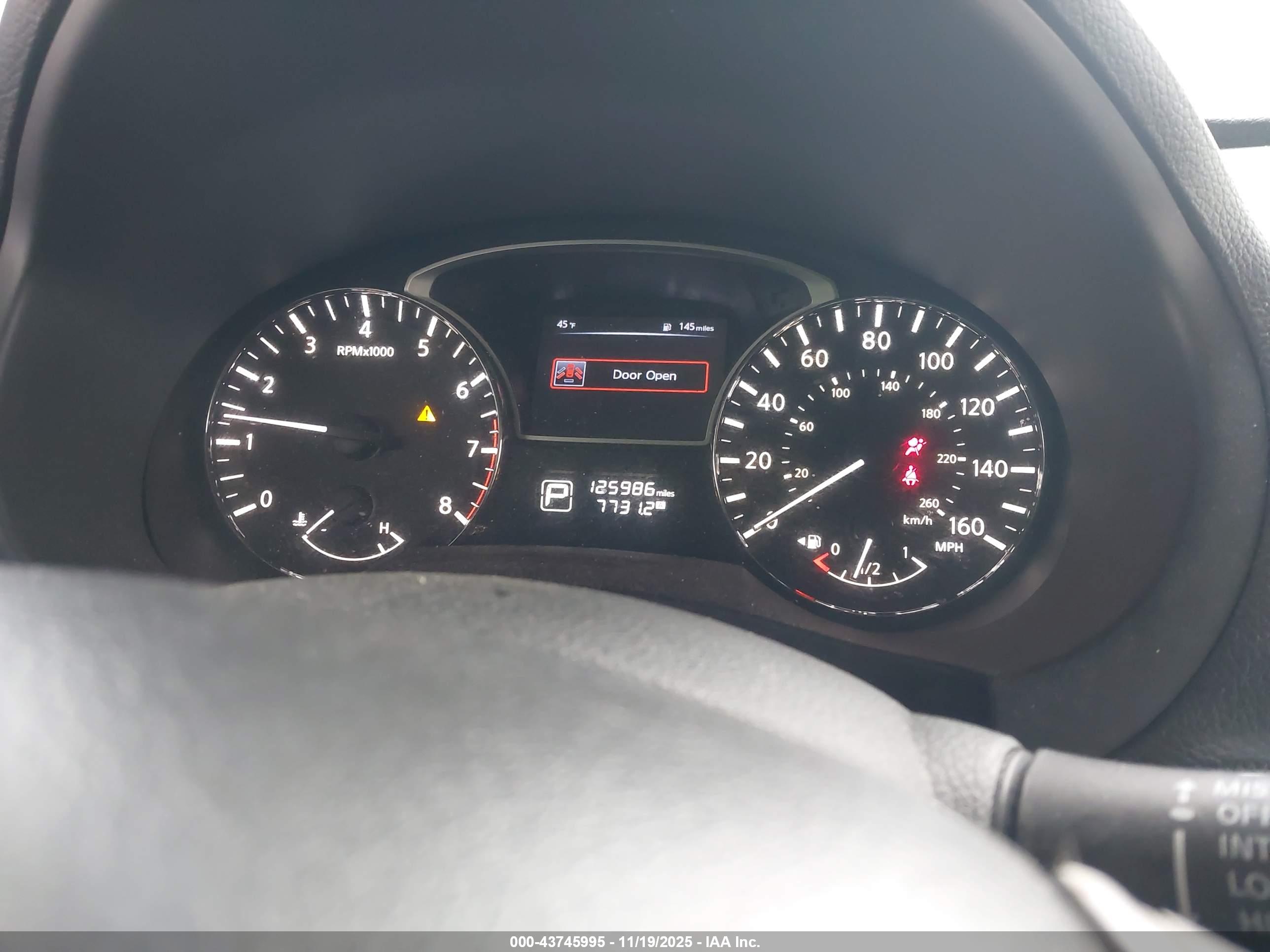 NISSAN ALTIMA image 7