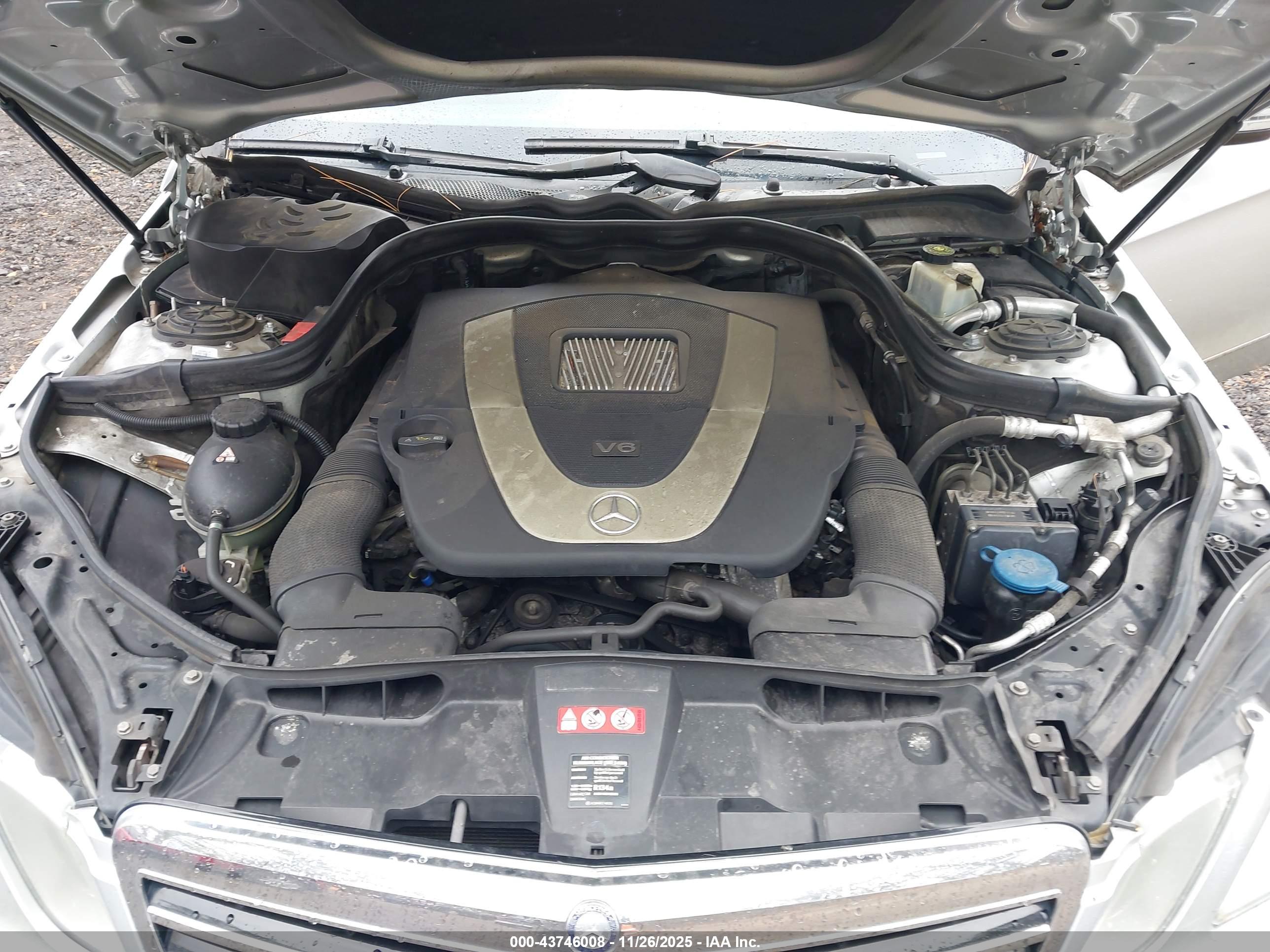 MERCEDES-BENZ E image 10
