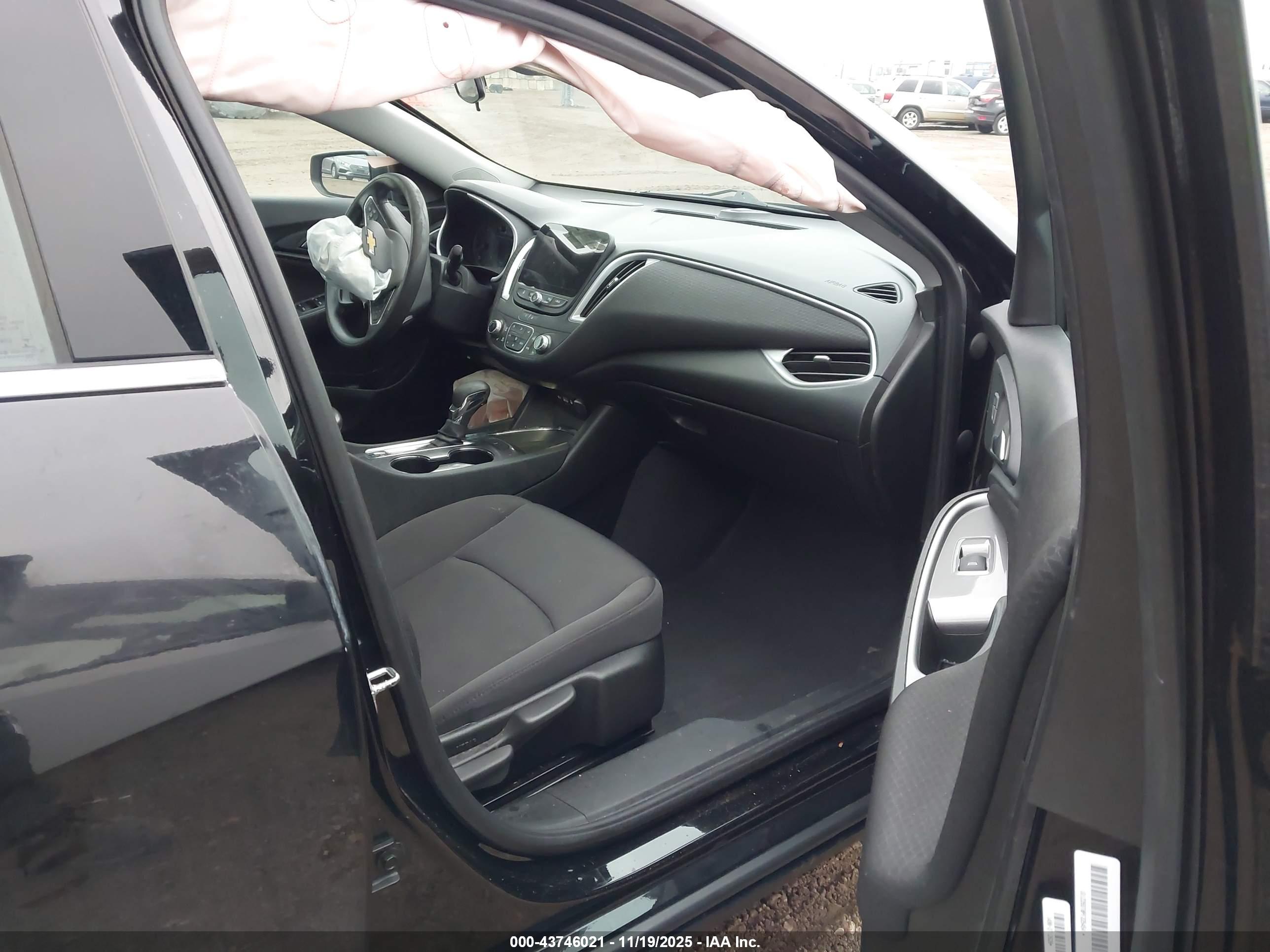 CHEVROLET MALIBU image 5