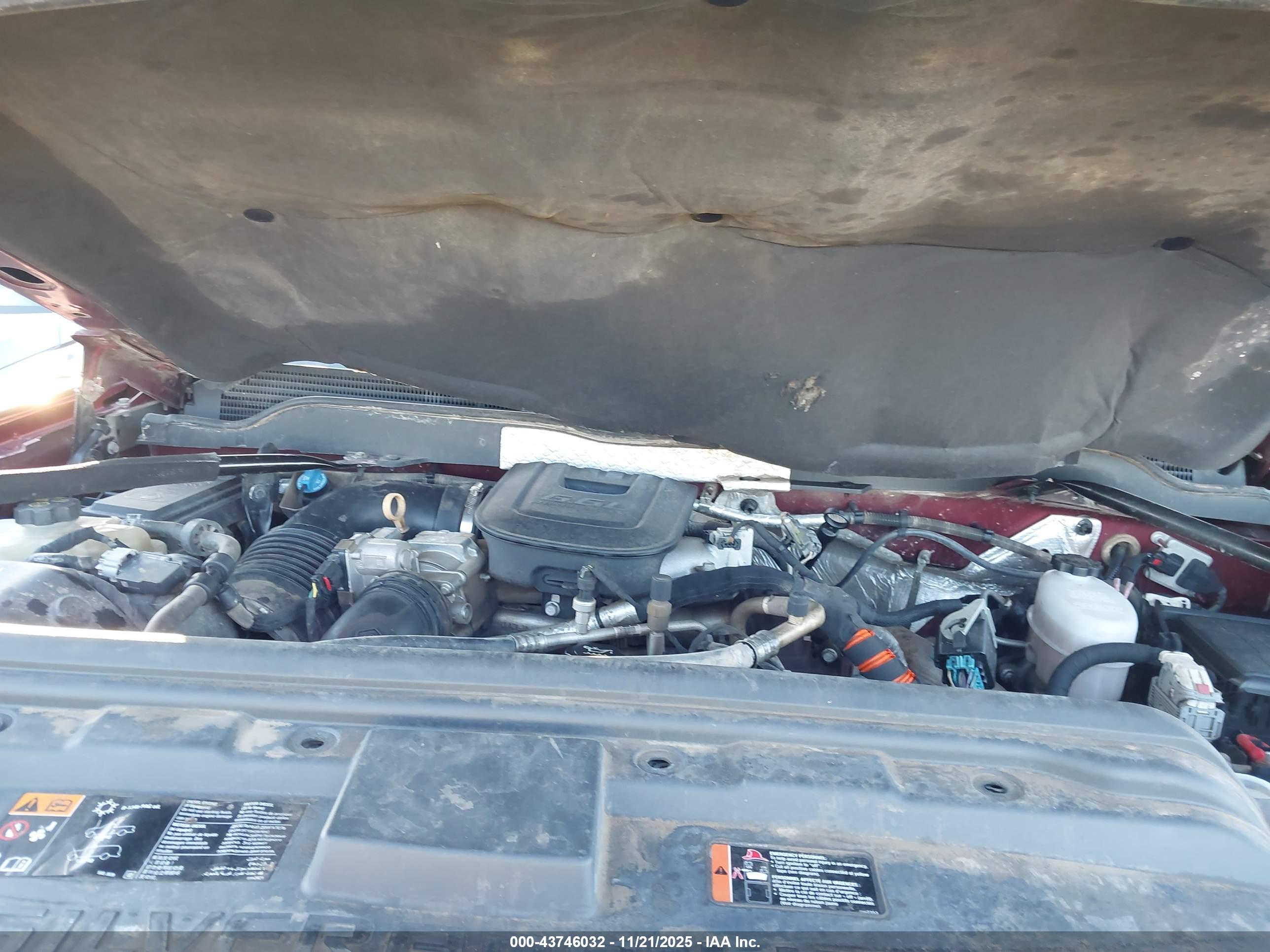 CHEVROLET SILVERADO image 10