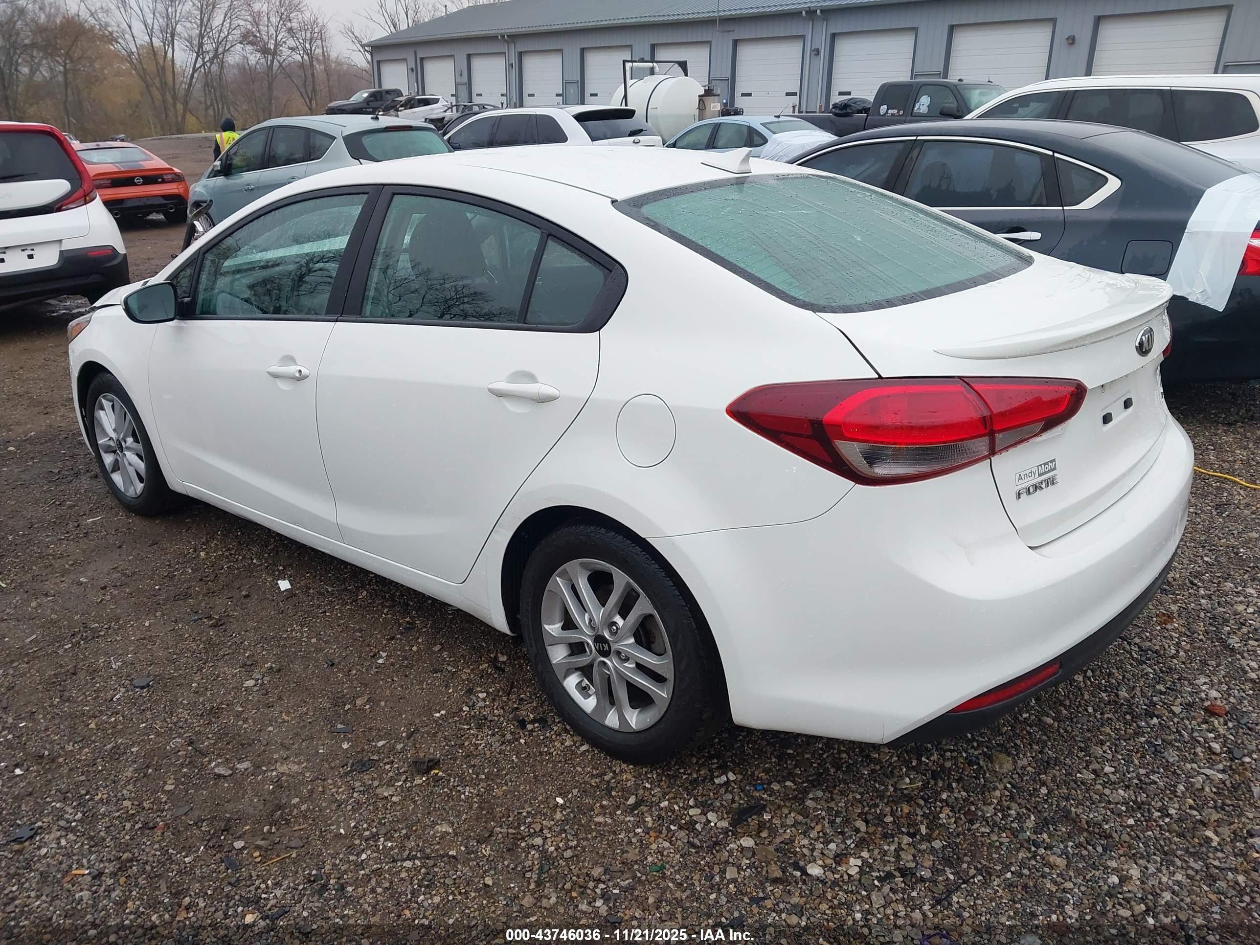 KIA FORTE image 3