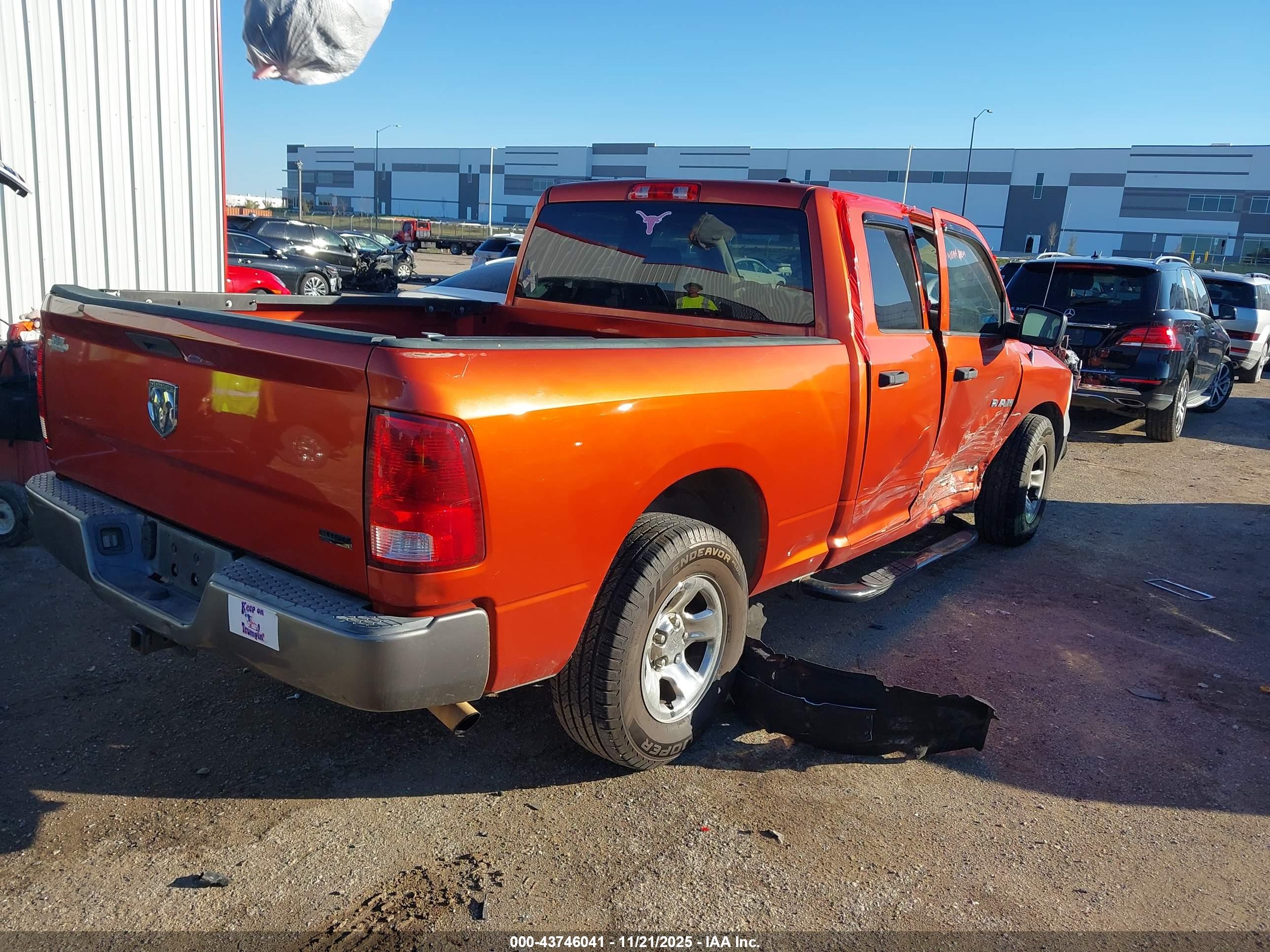 DODGE RAM image 4