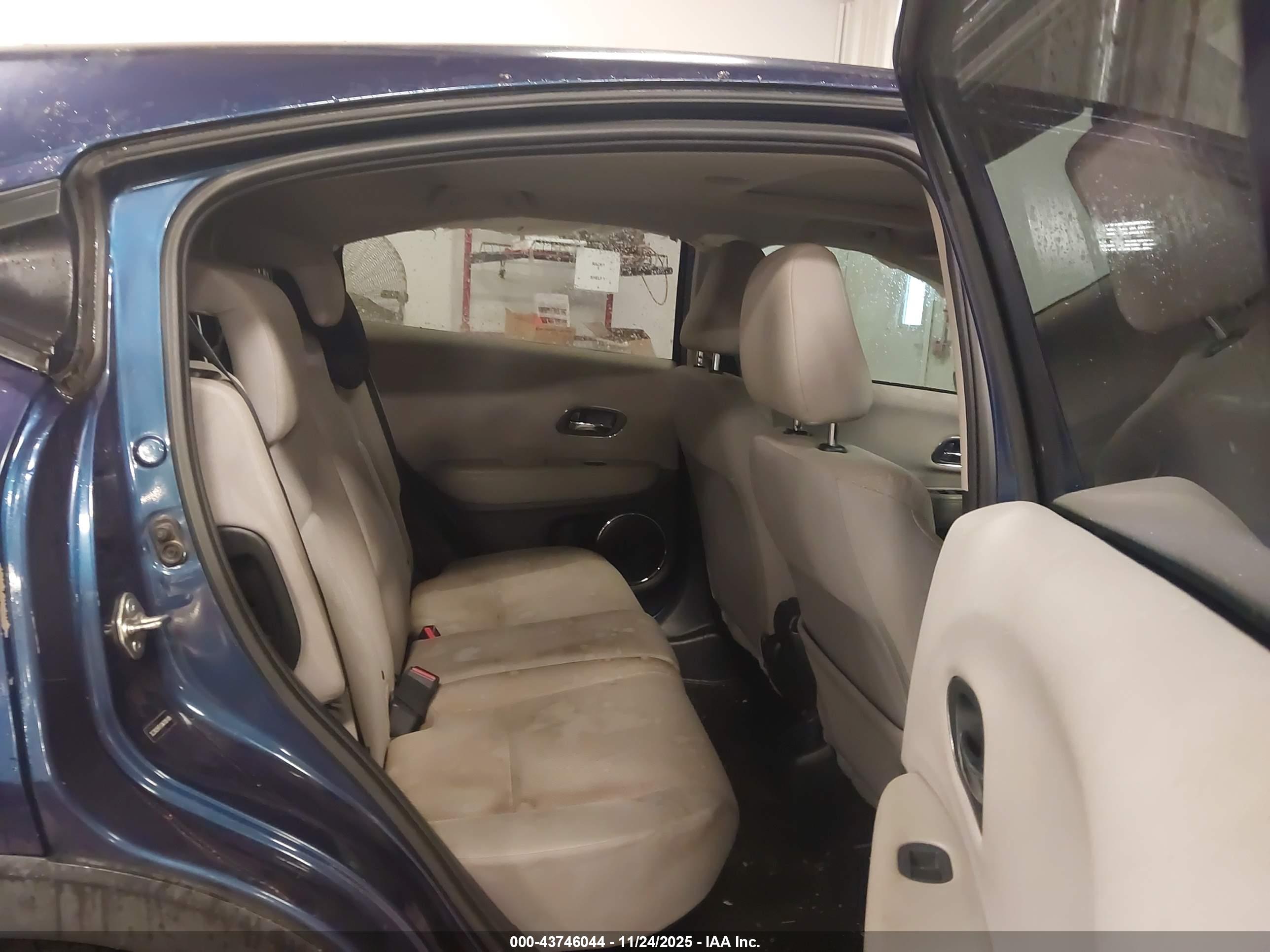 HONDA HR-V image 8