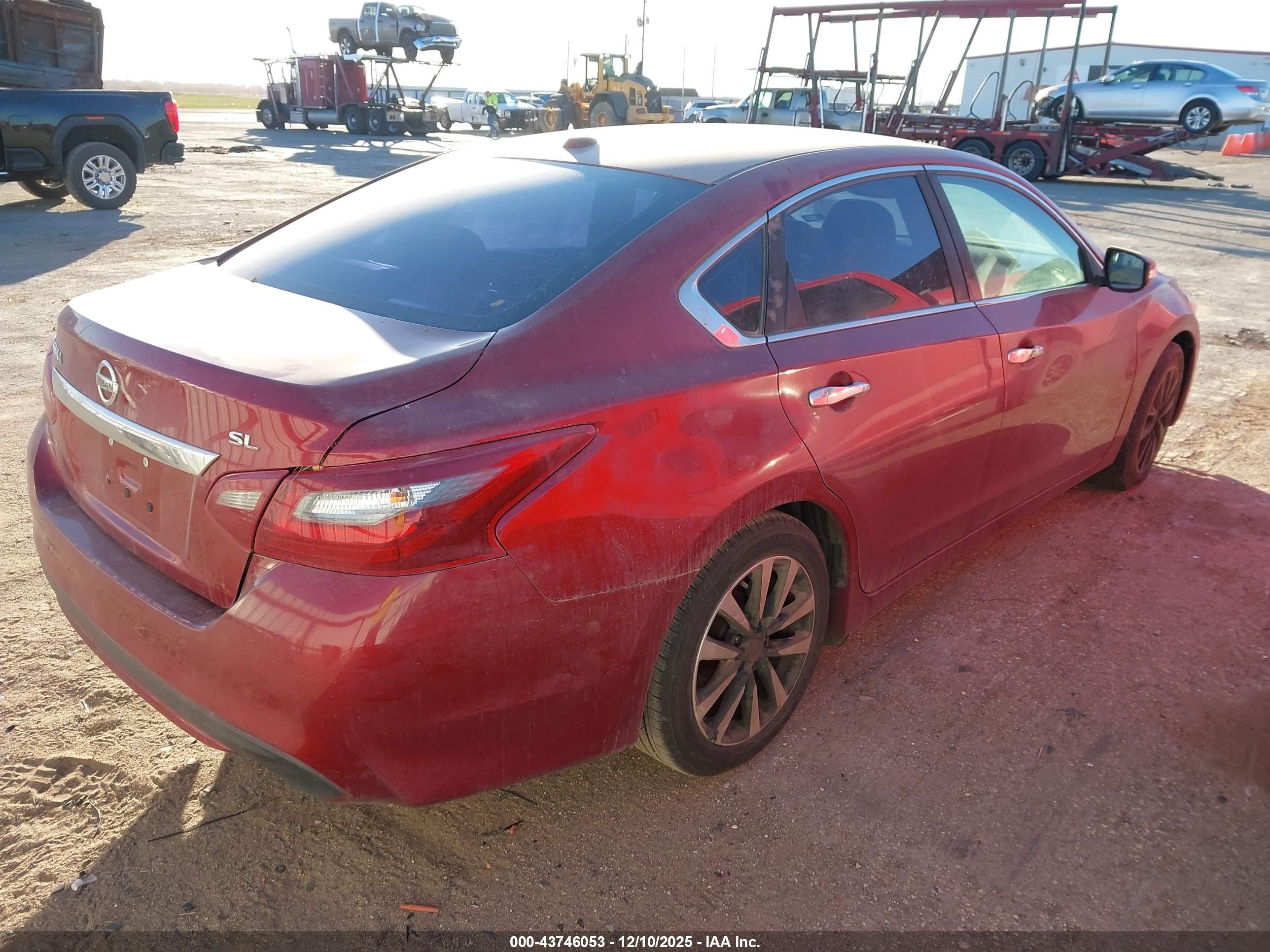 NISSAN ALTIMA image 4