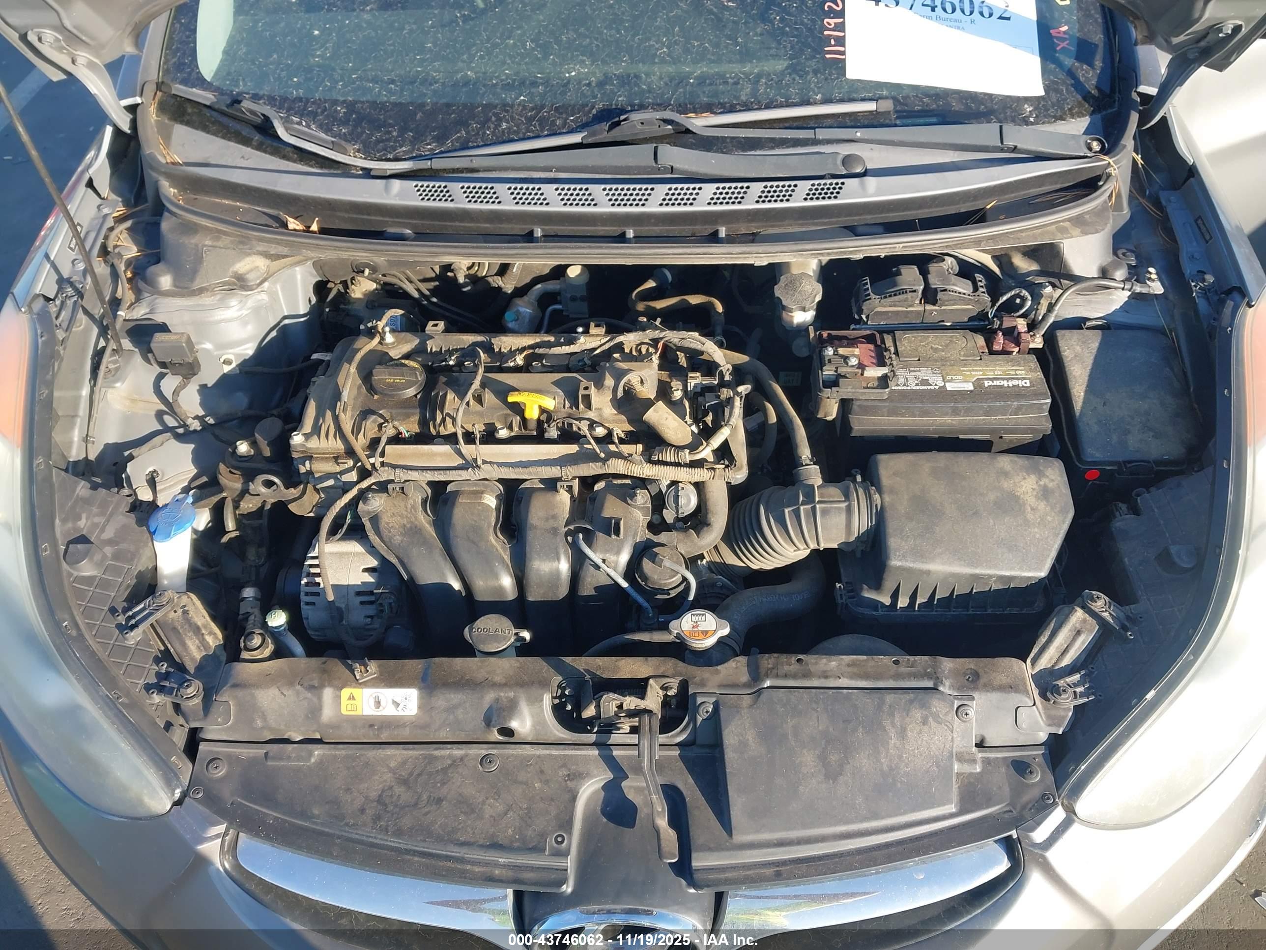 HYUNDAI ELANTRA image 10