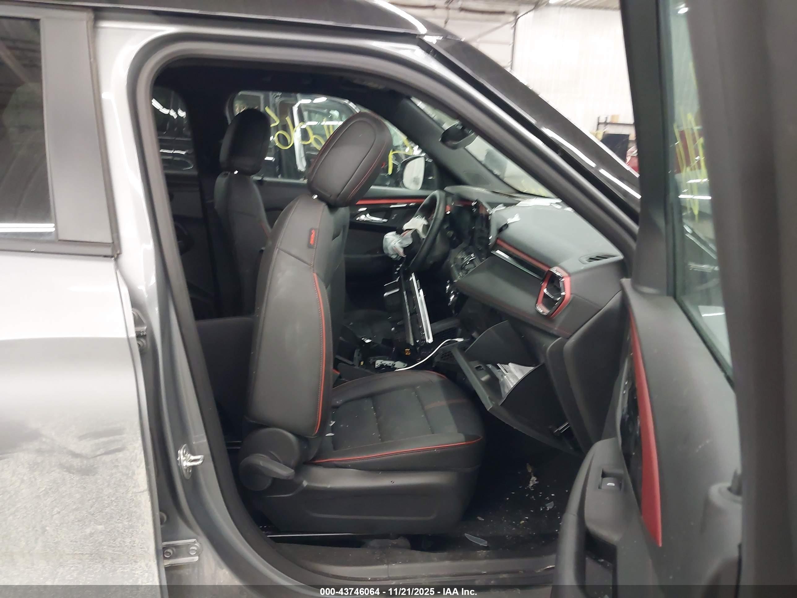 CHEVROLET TRAILBLAZER image 5