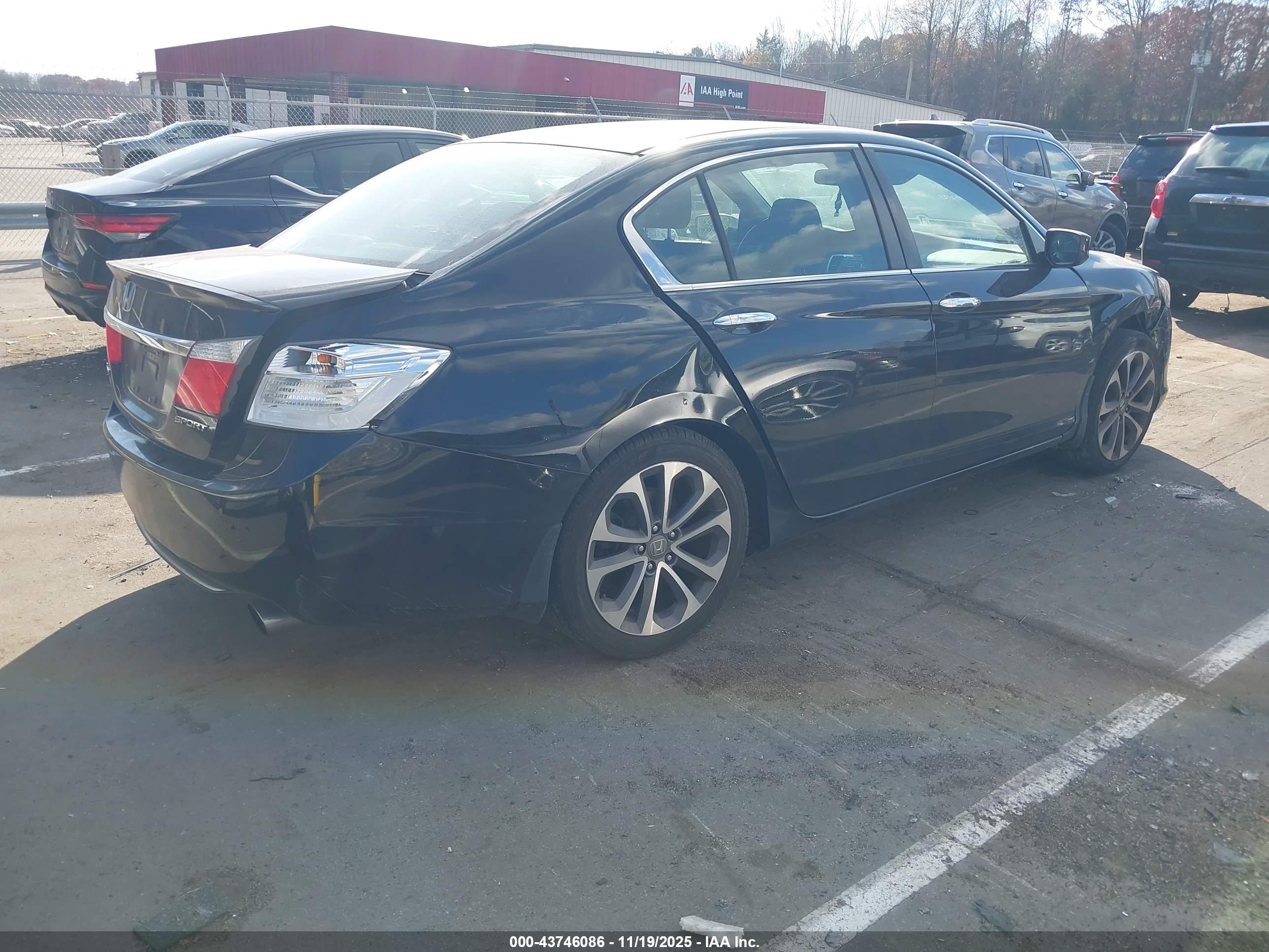 HONDA ACCORD image 4