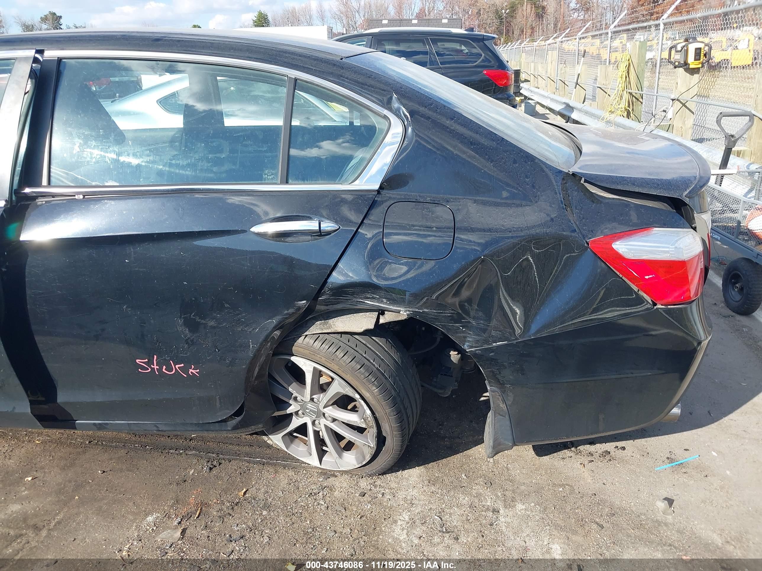 HONDA ACCORD image 6