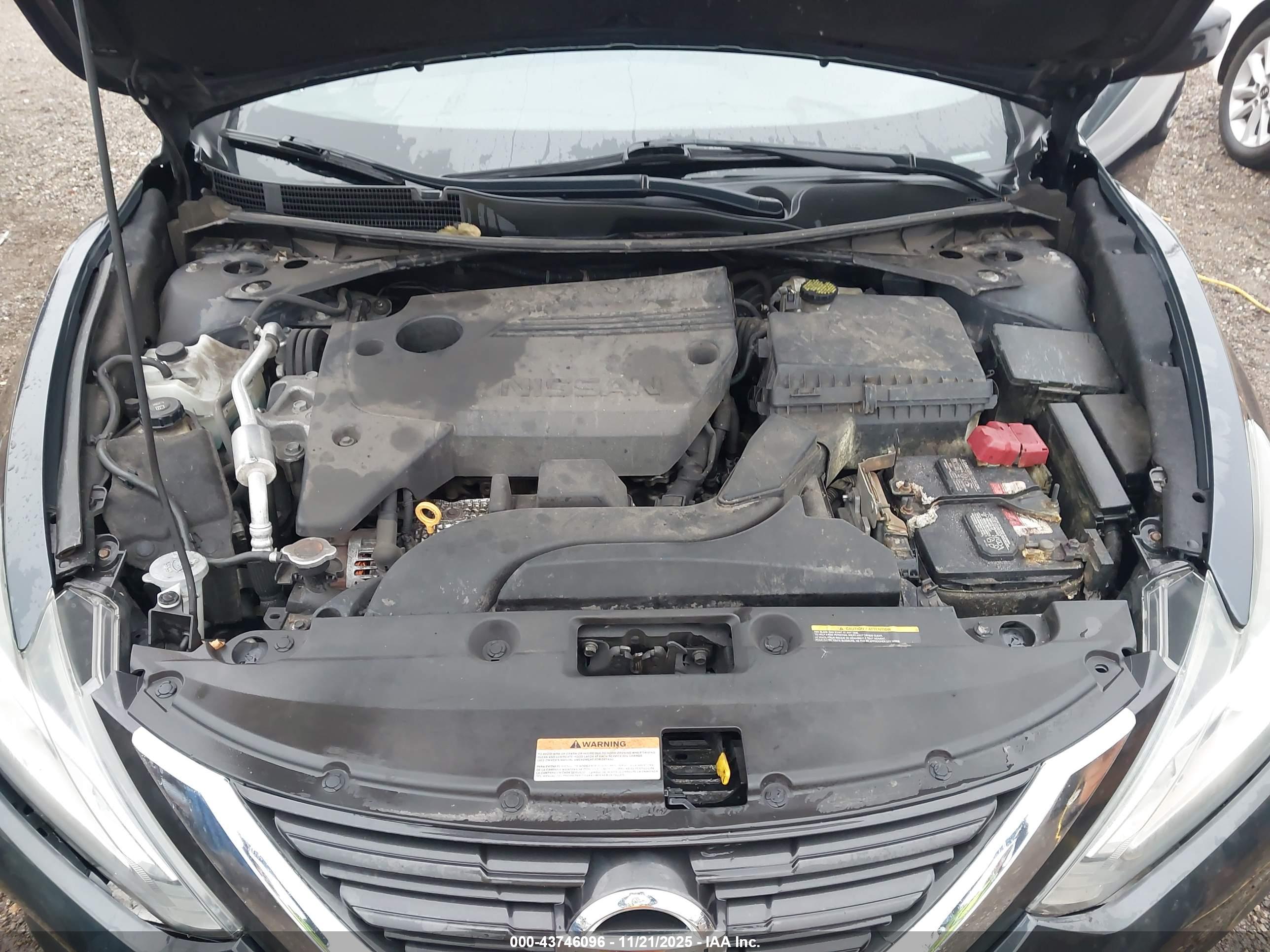 NISSAN ALTIMA image 10