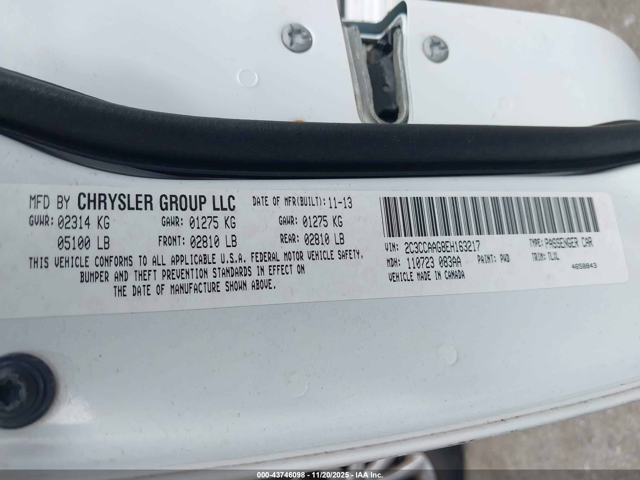 CHRYSLER 300 image 9