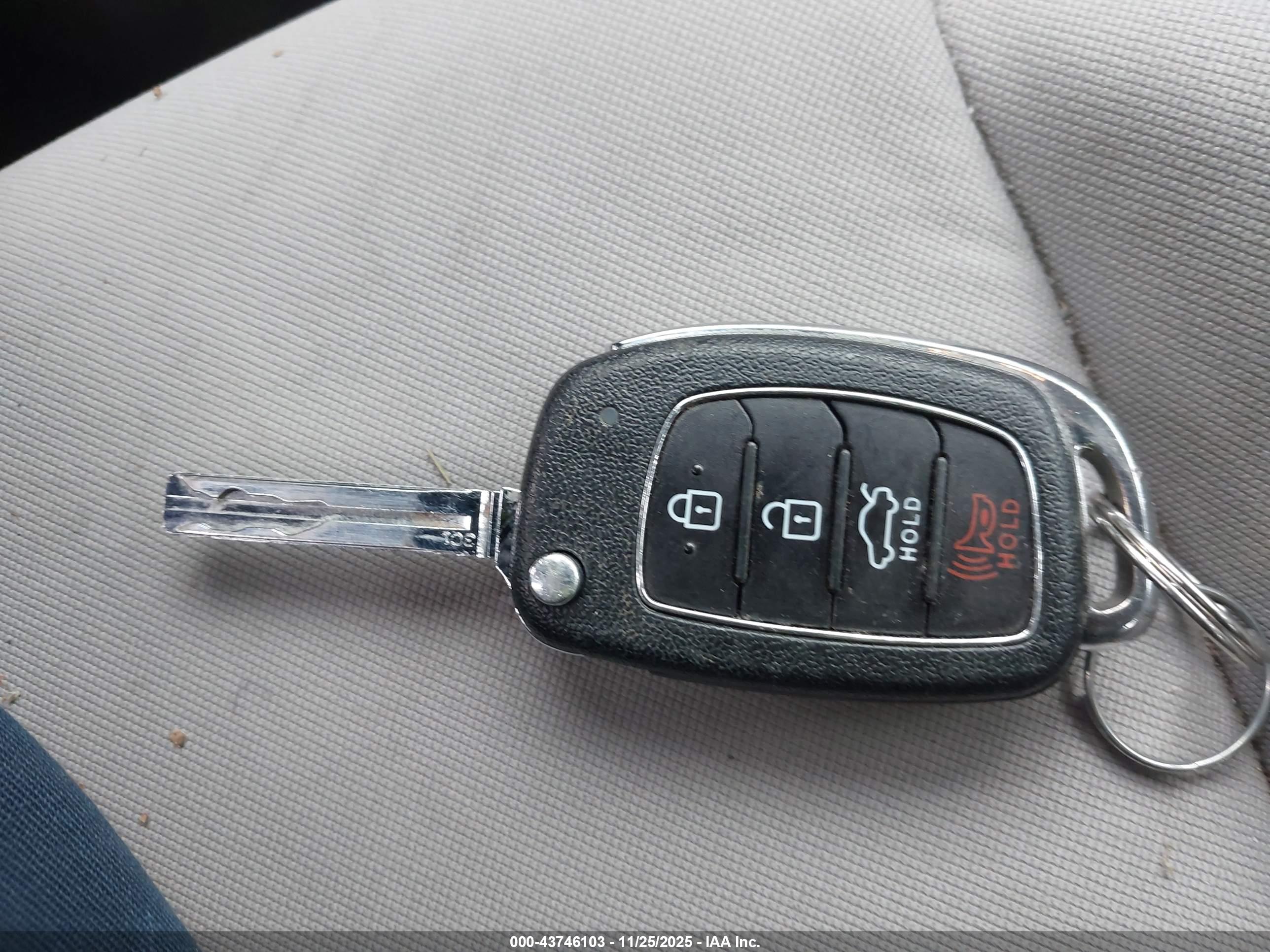 HYUNDAI SONATA image 11