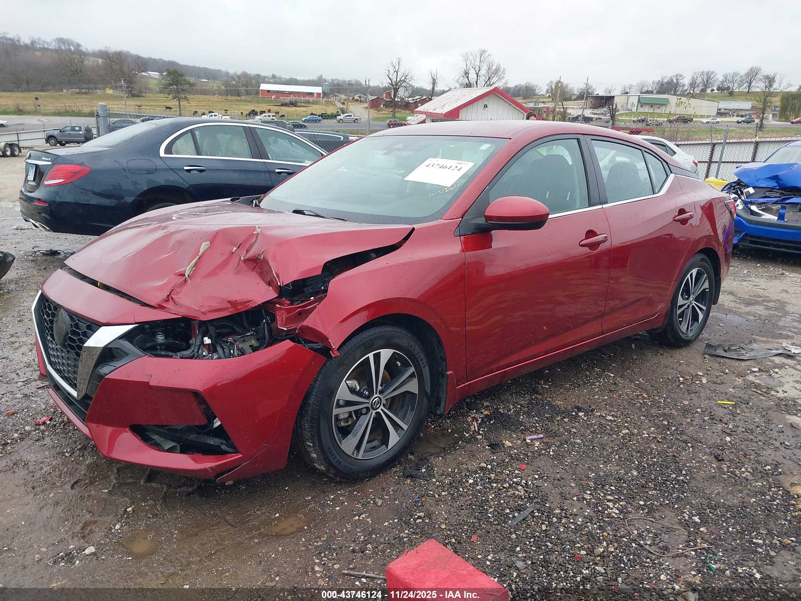 NISSAN SENTRA image 2