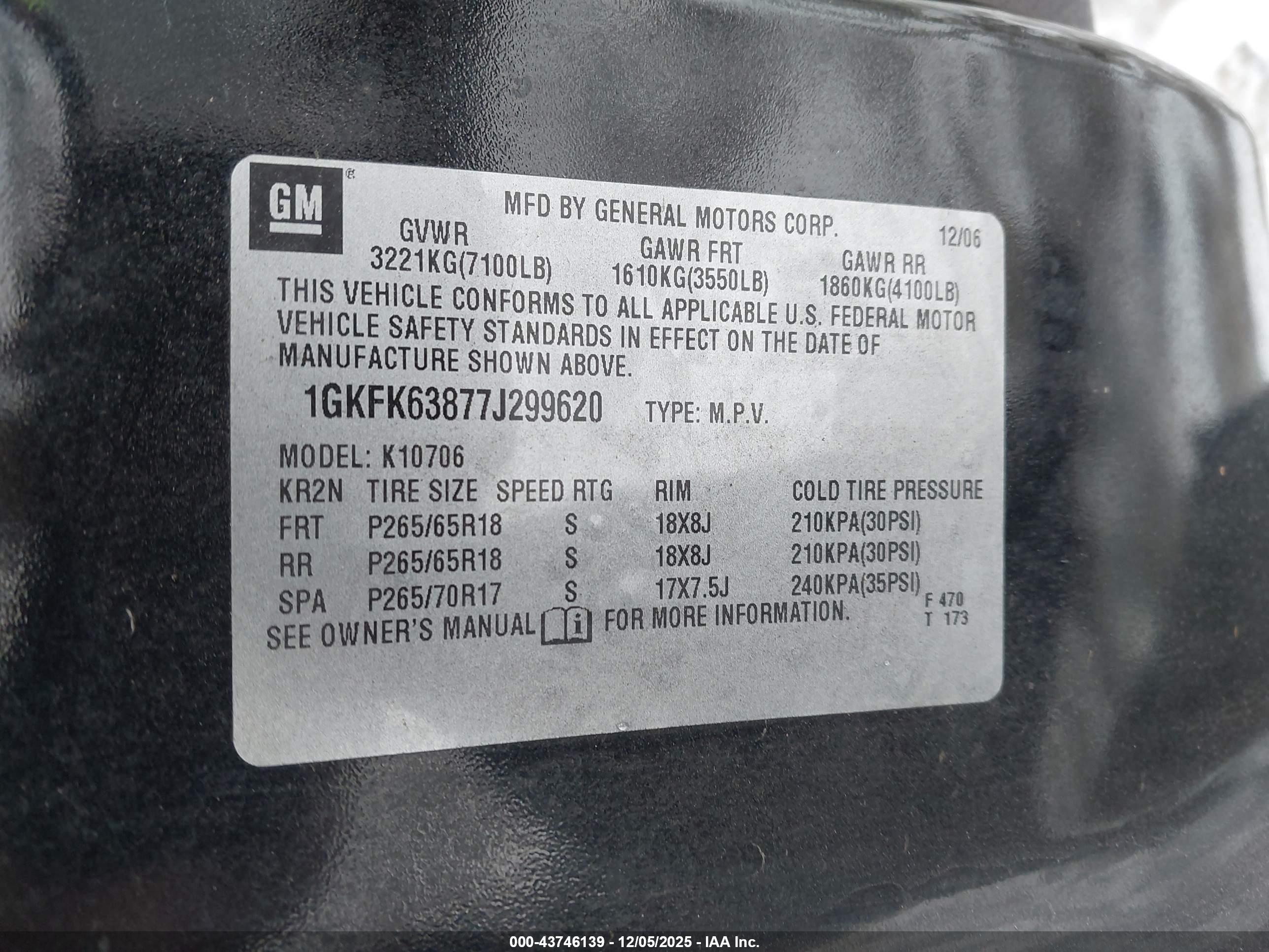 GMC YUKON image 9