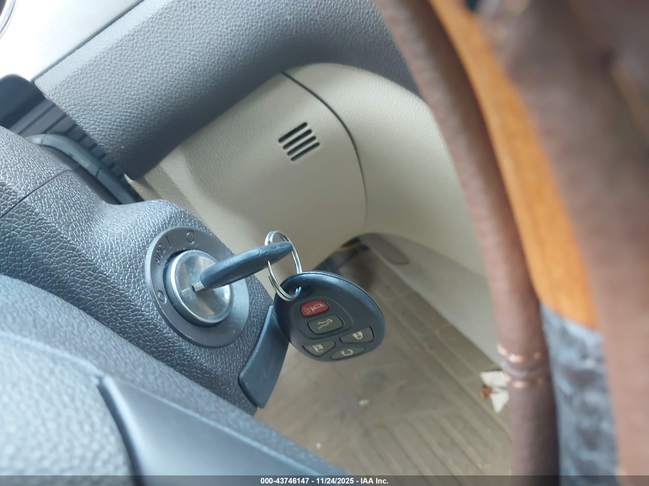 BUICK ENCLAVE image 11