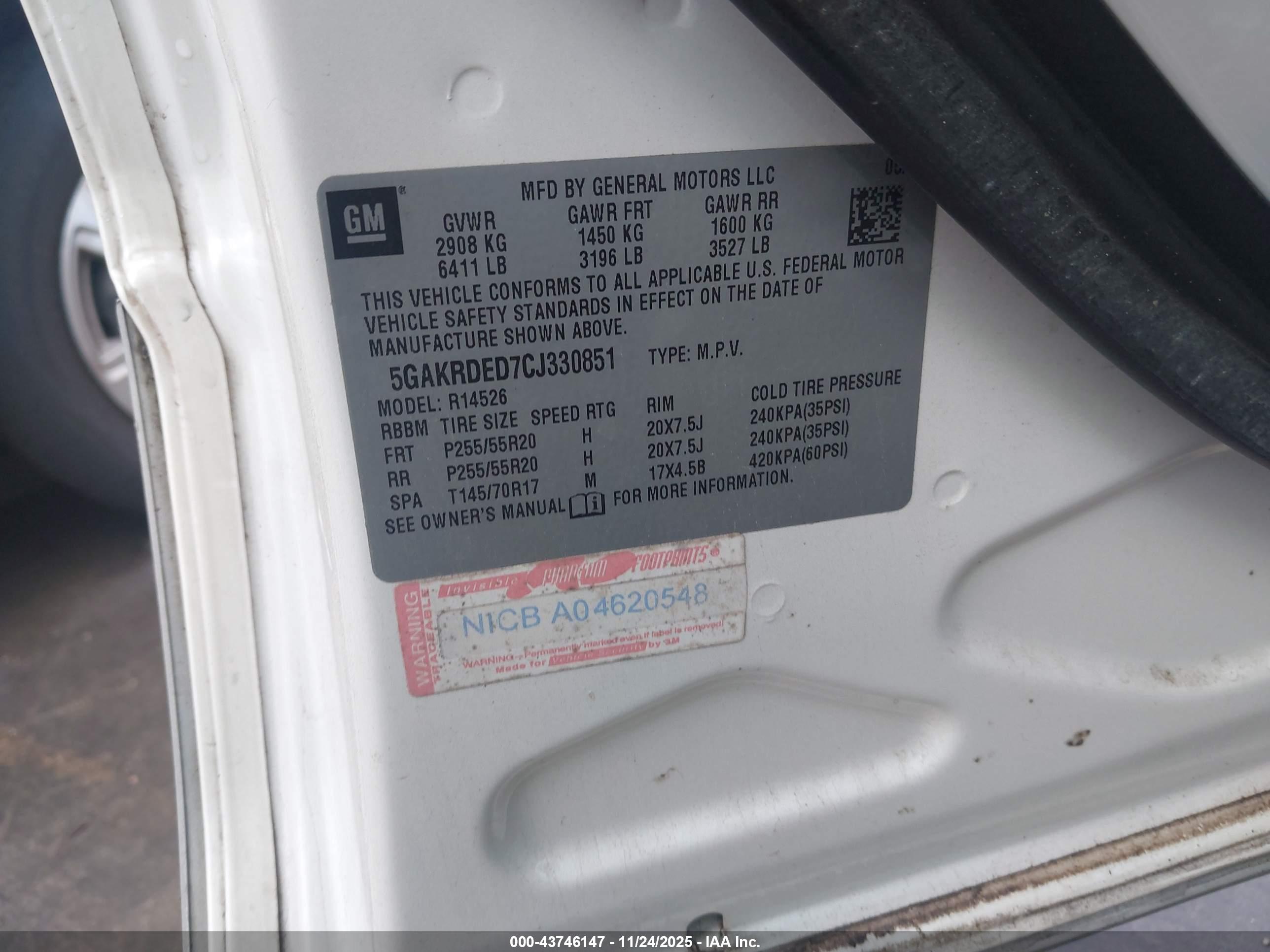 BUICK ENCLAVE image 9