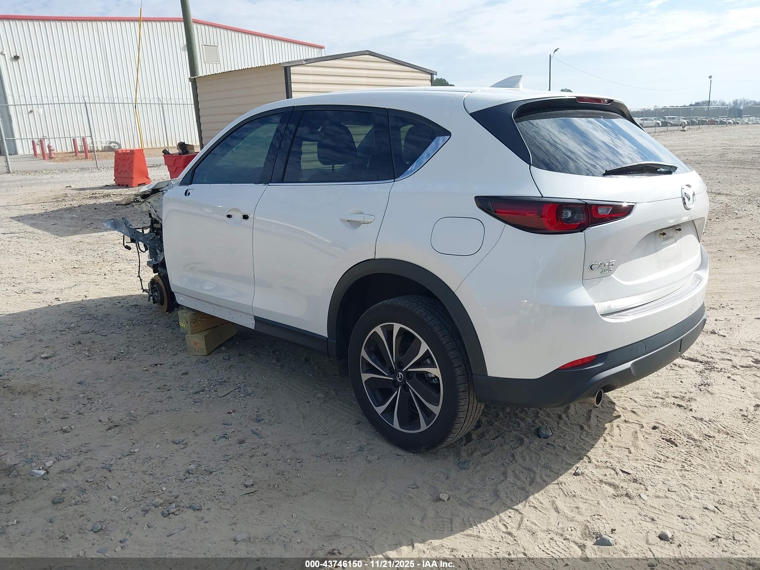 MAZDA CX-5 image 3