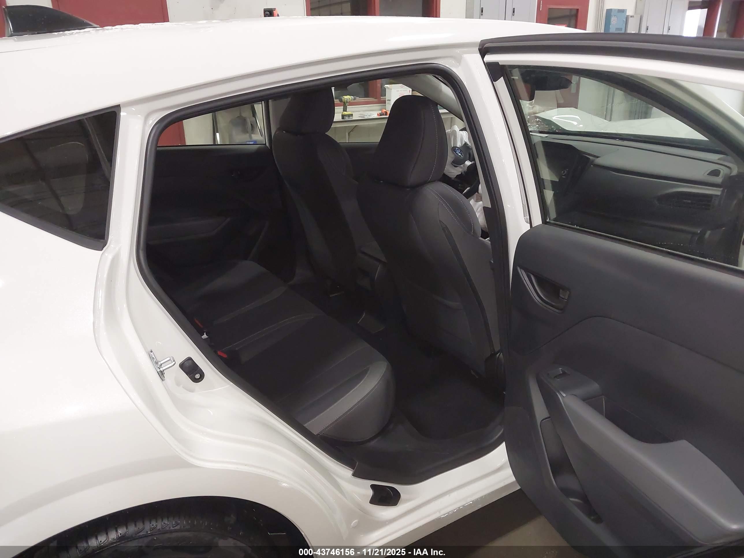 SUBARU IMPREZA image 8