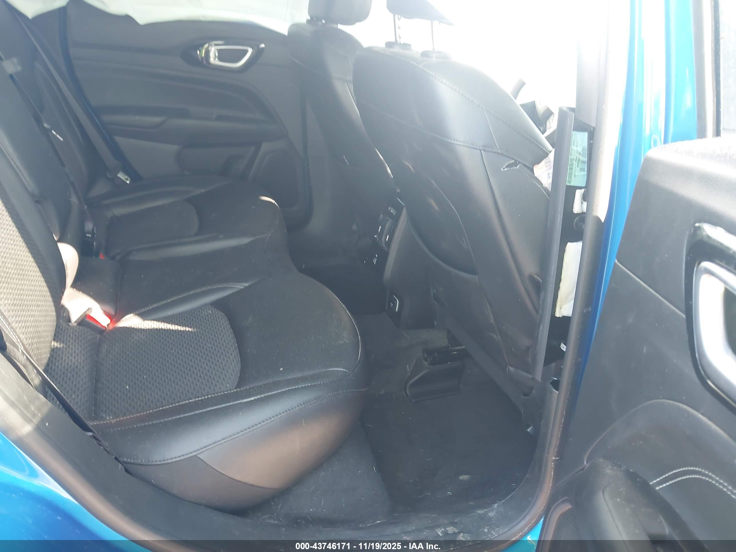 JEEP COMPASS image 8