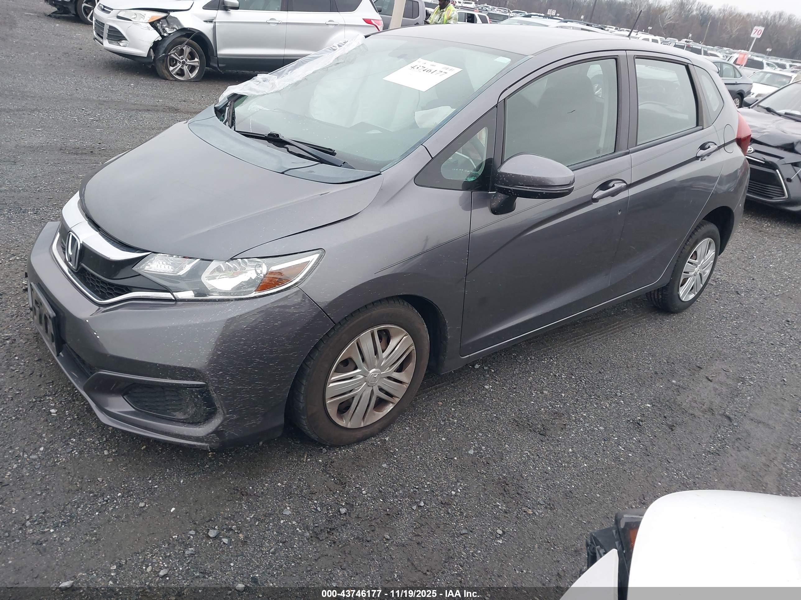 HONDA FIT image 2