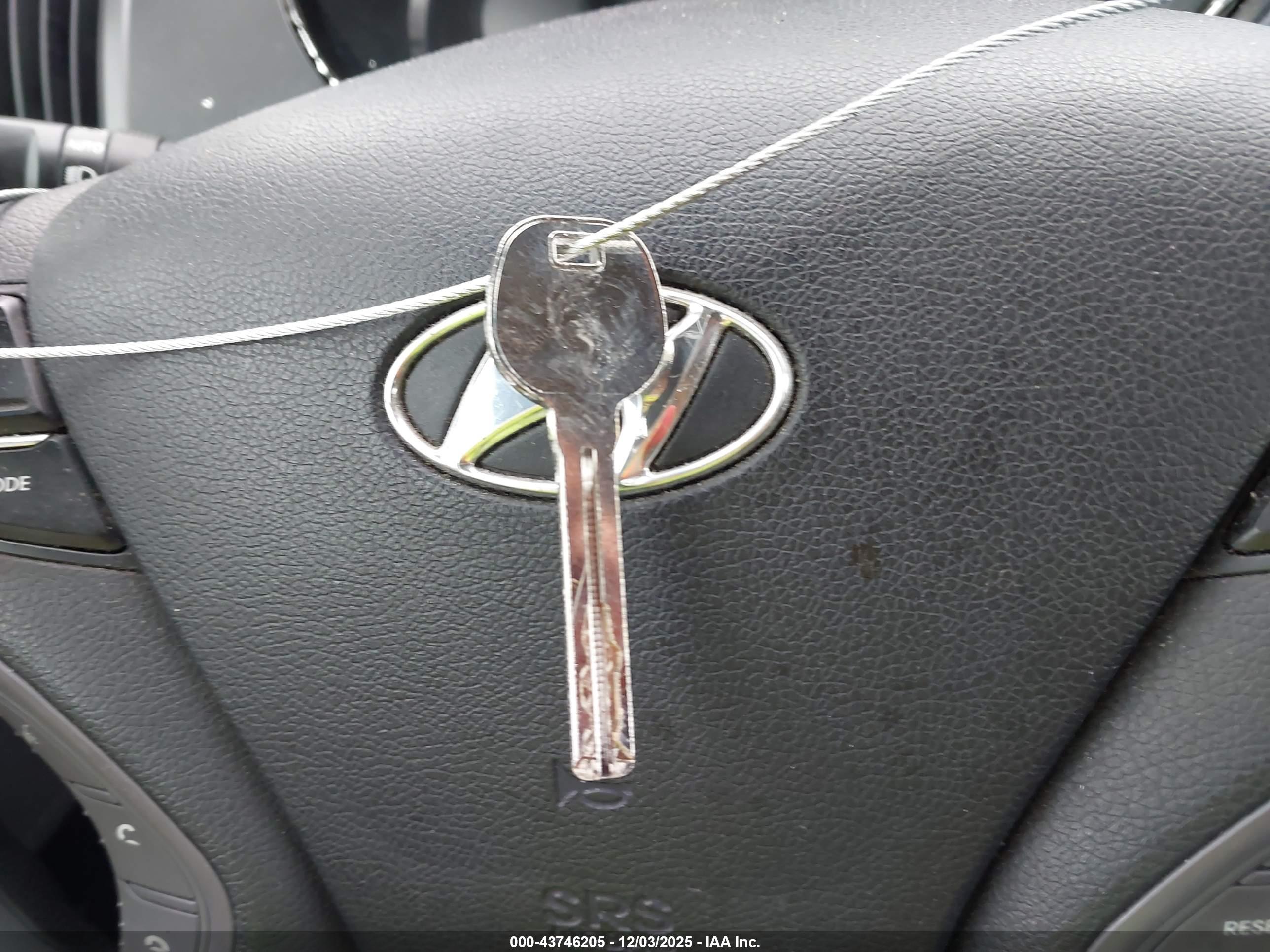 HYUNDAI SONATA image 11