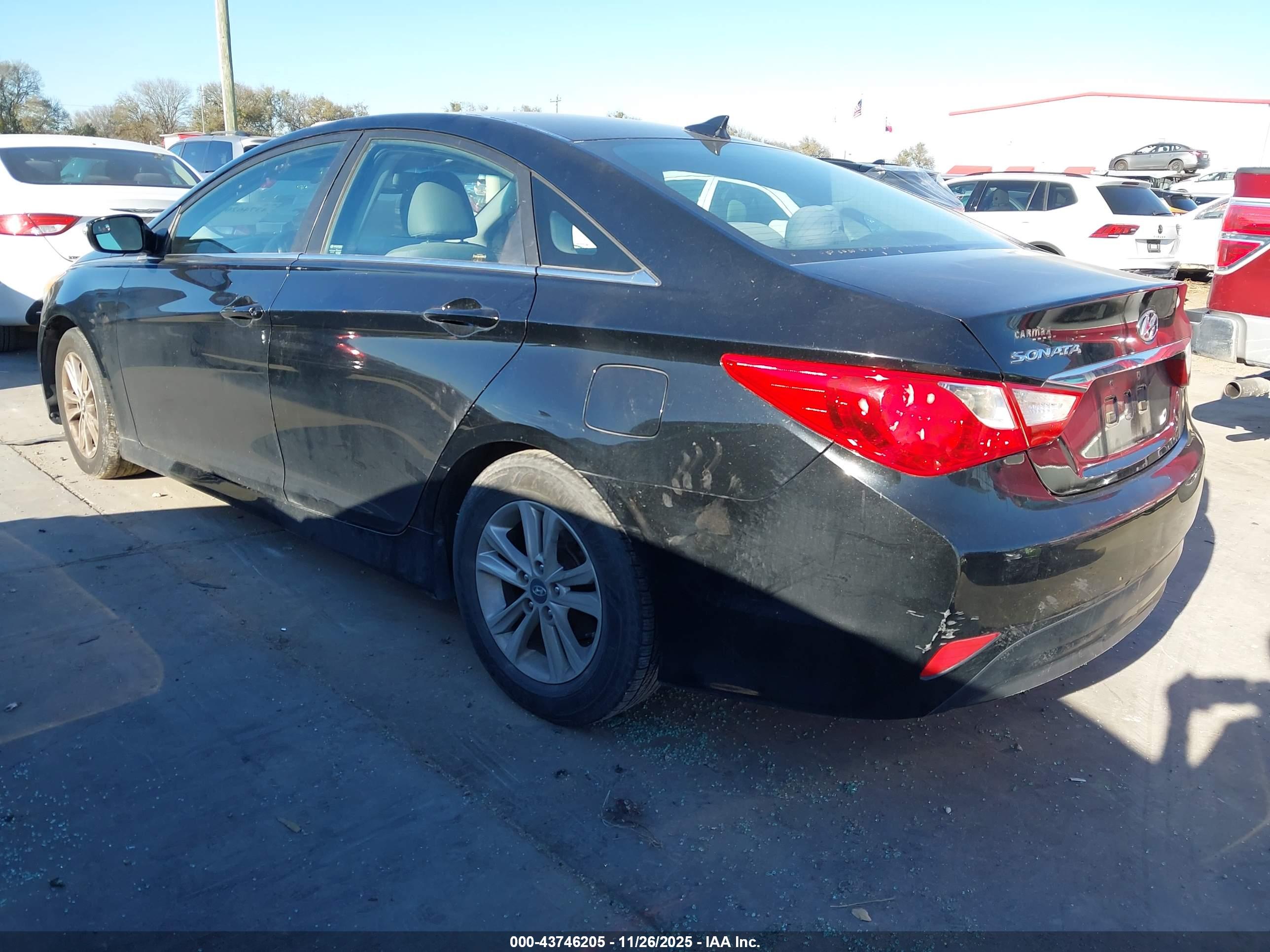 HYUNDAI SONATA image 3