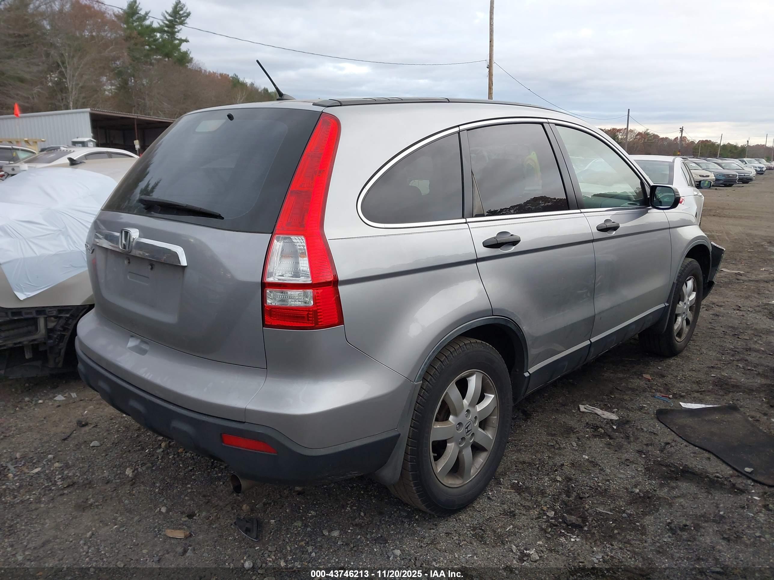 HONDA CR-V image 4