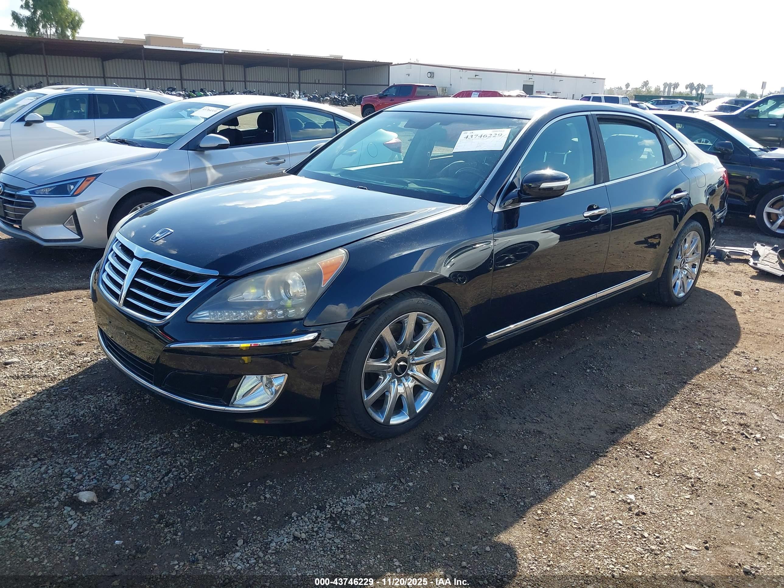 HYUNDAI EQUUS image 2
