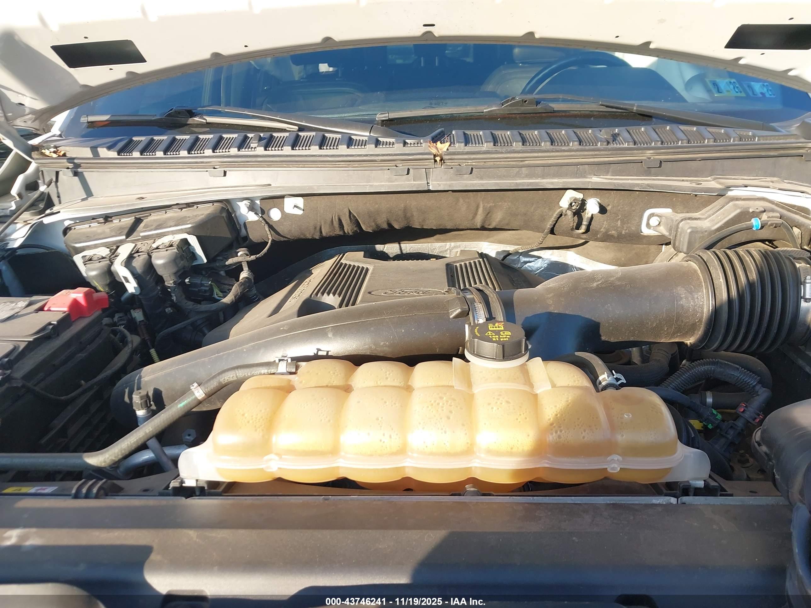 FORD EXPEDITION image 10