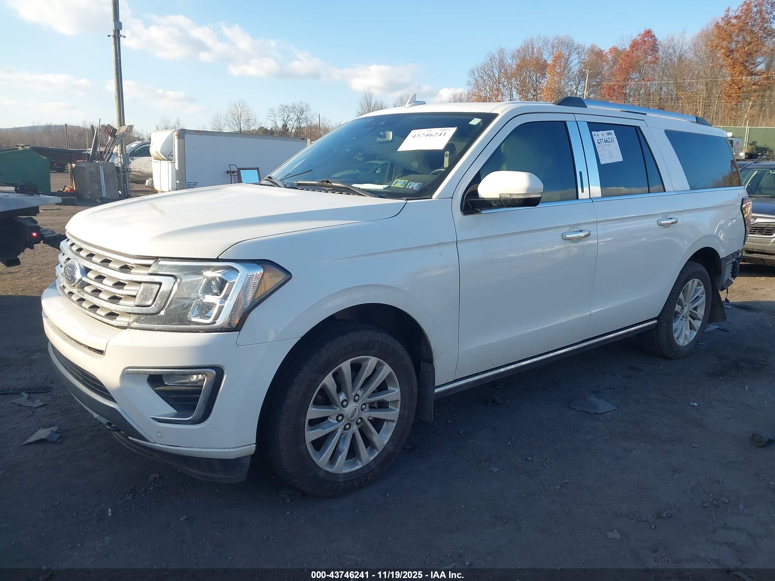 FORD EXPEDITION image 2
