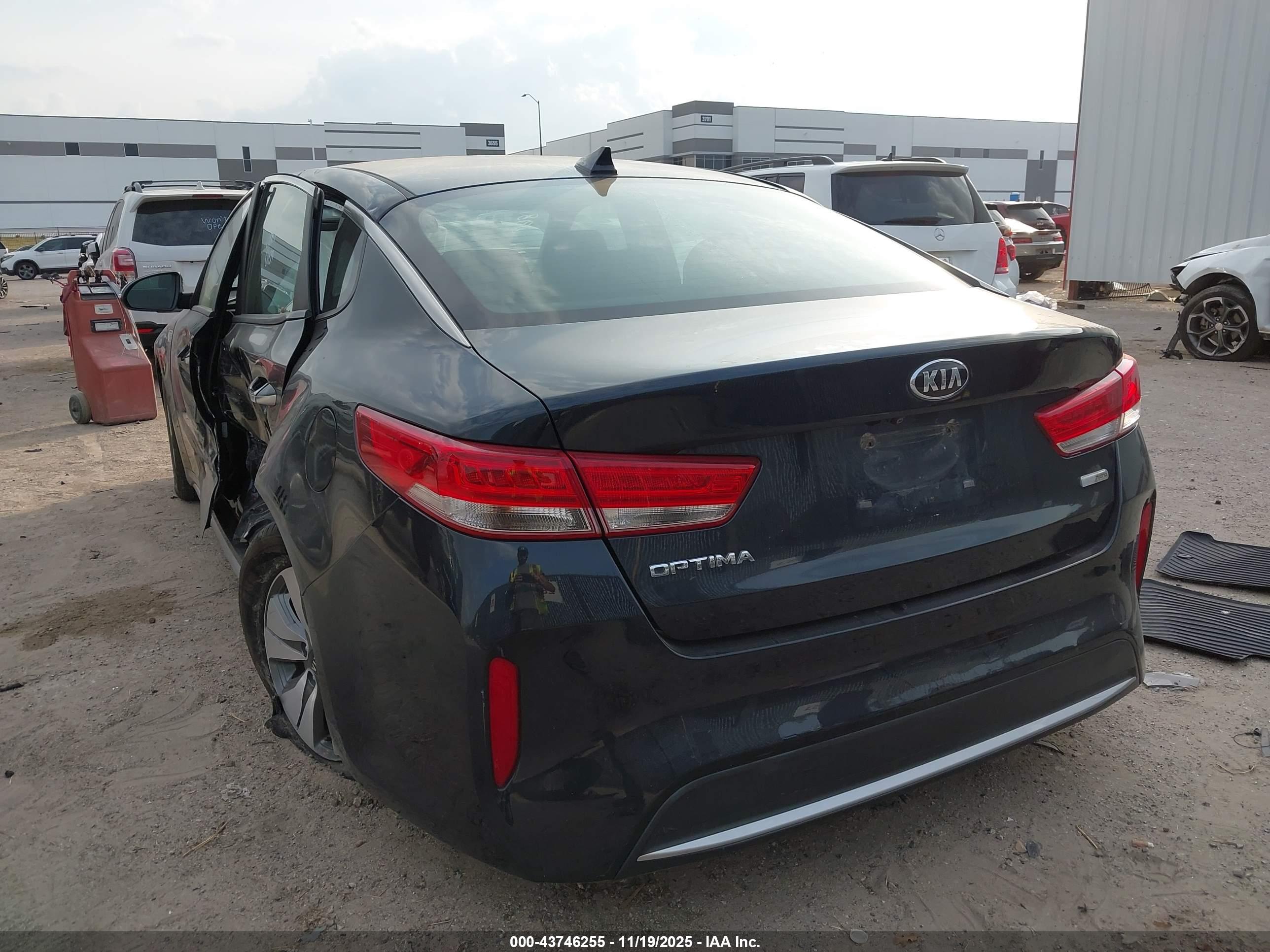 KIA OPTIMA image 3