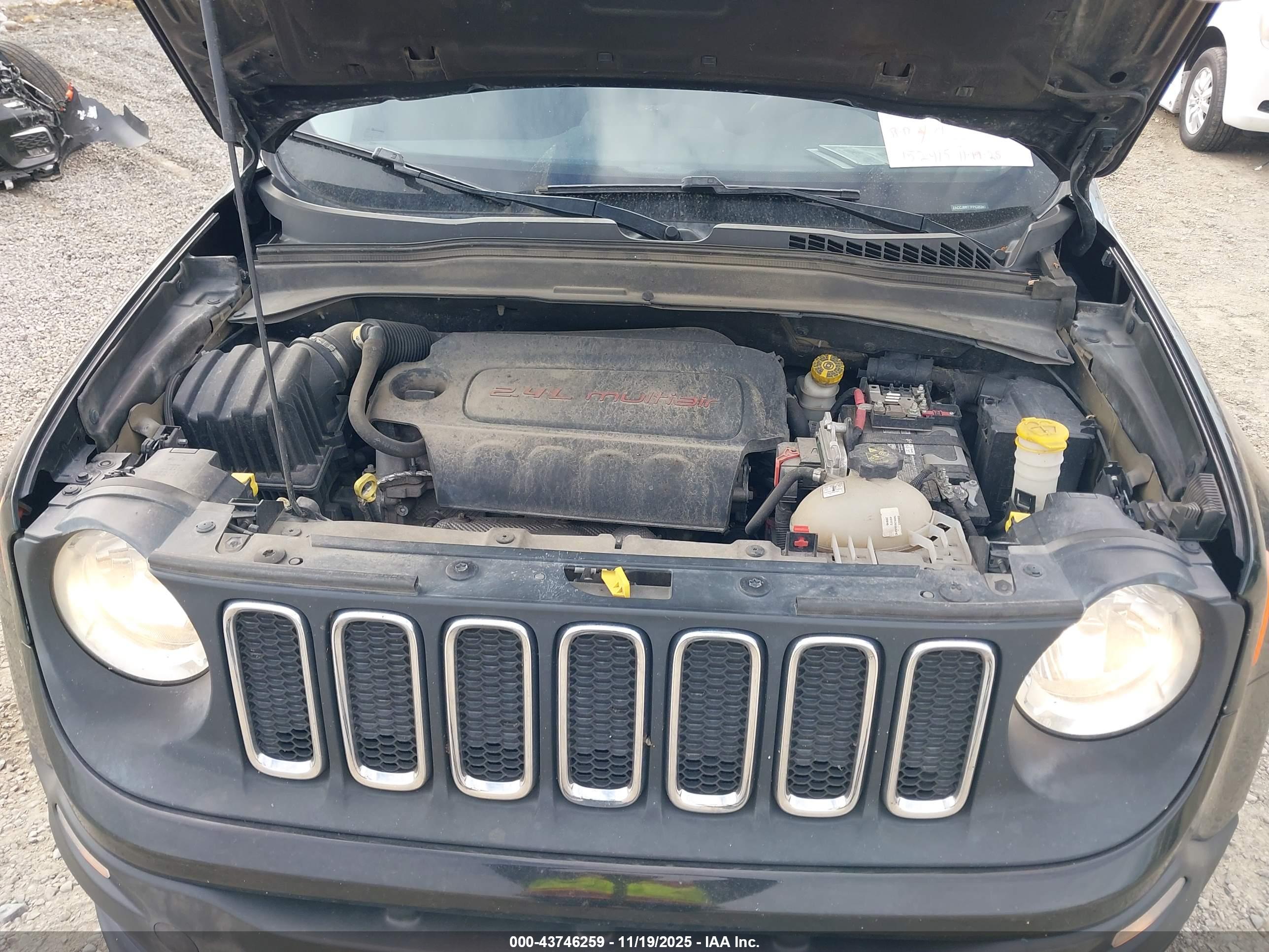 JEEP RENEGADE image 10