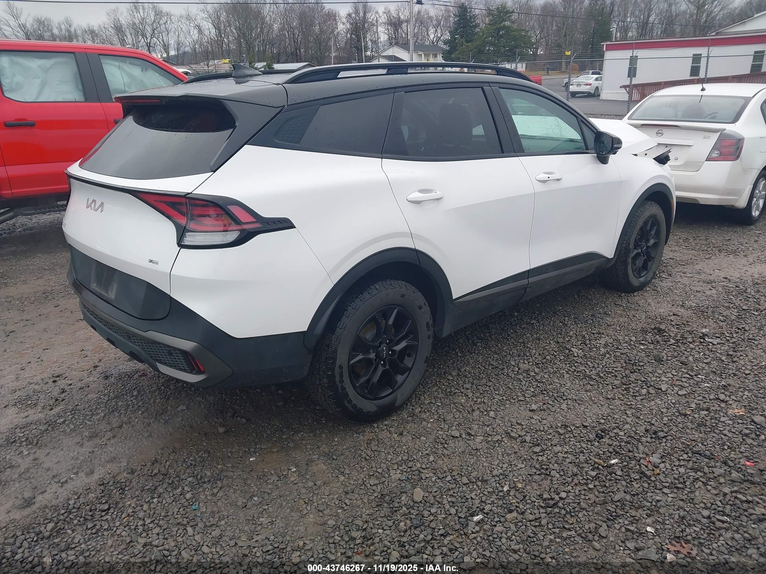 KIA SPORTAGE image 4