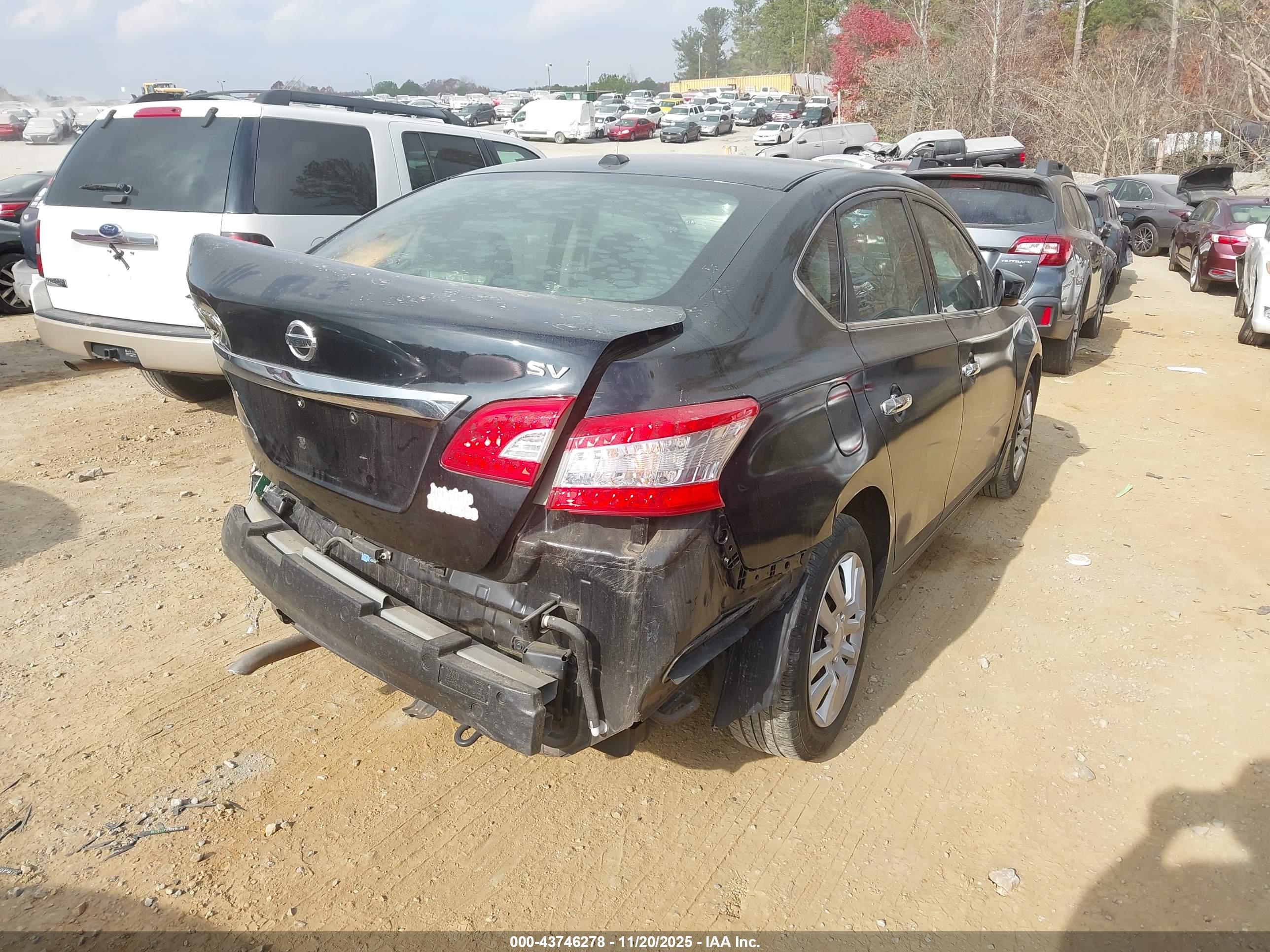 NISSAN SENTRA image 4