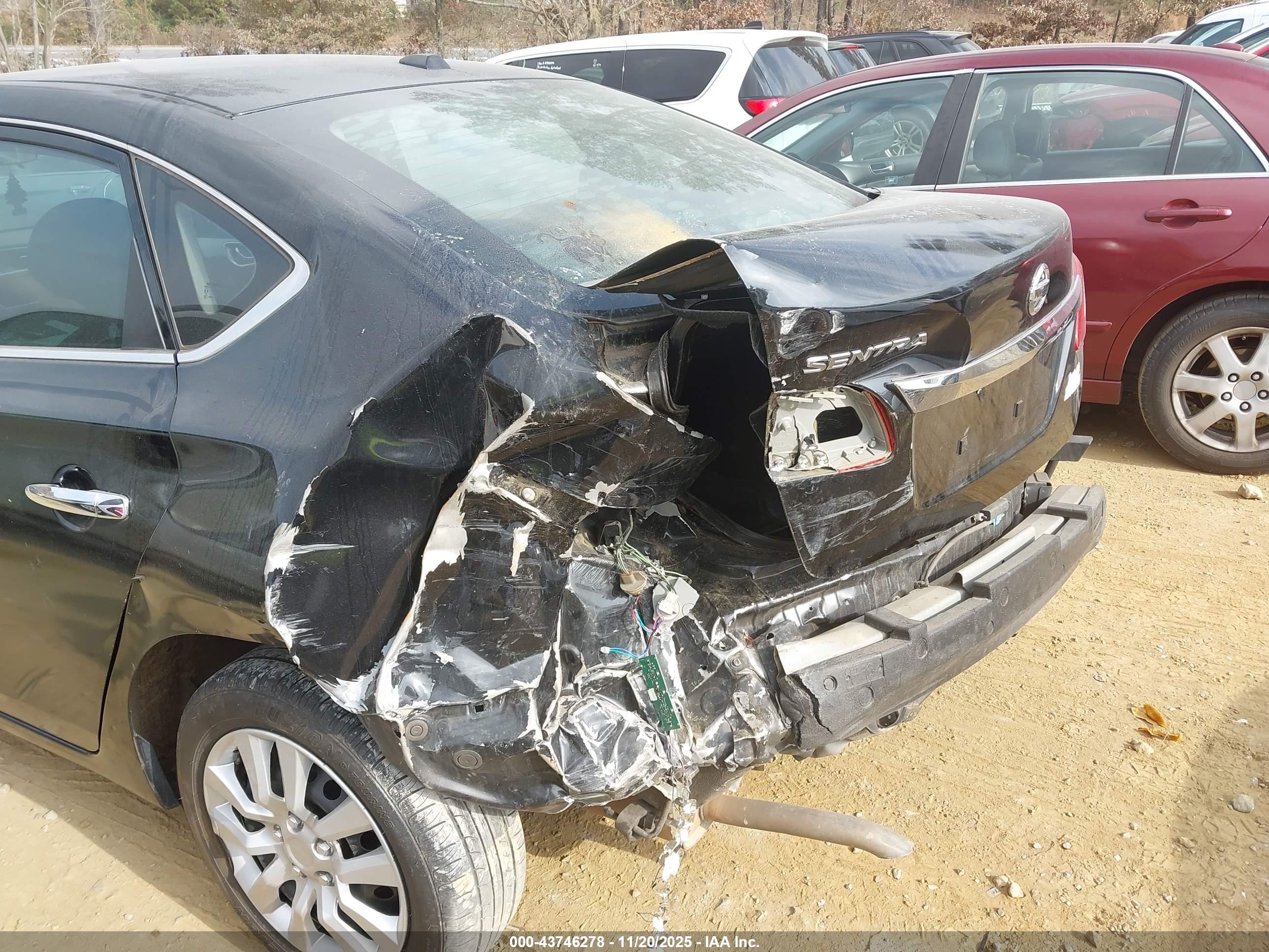 NISSAN SENTRA image 6