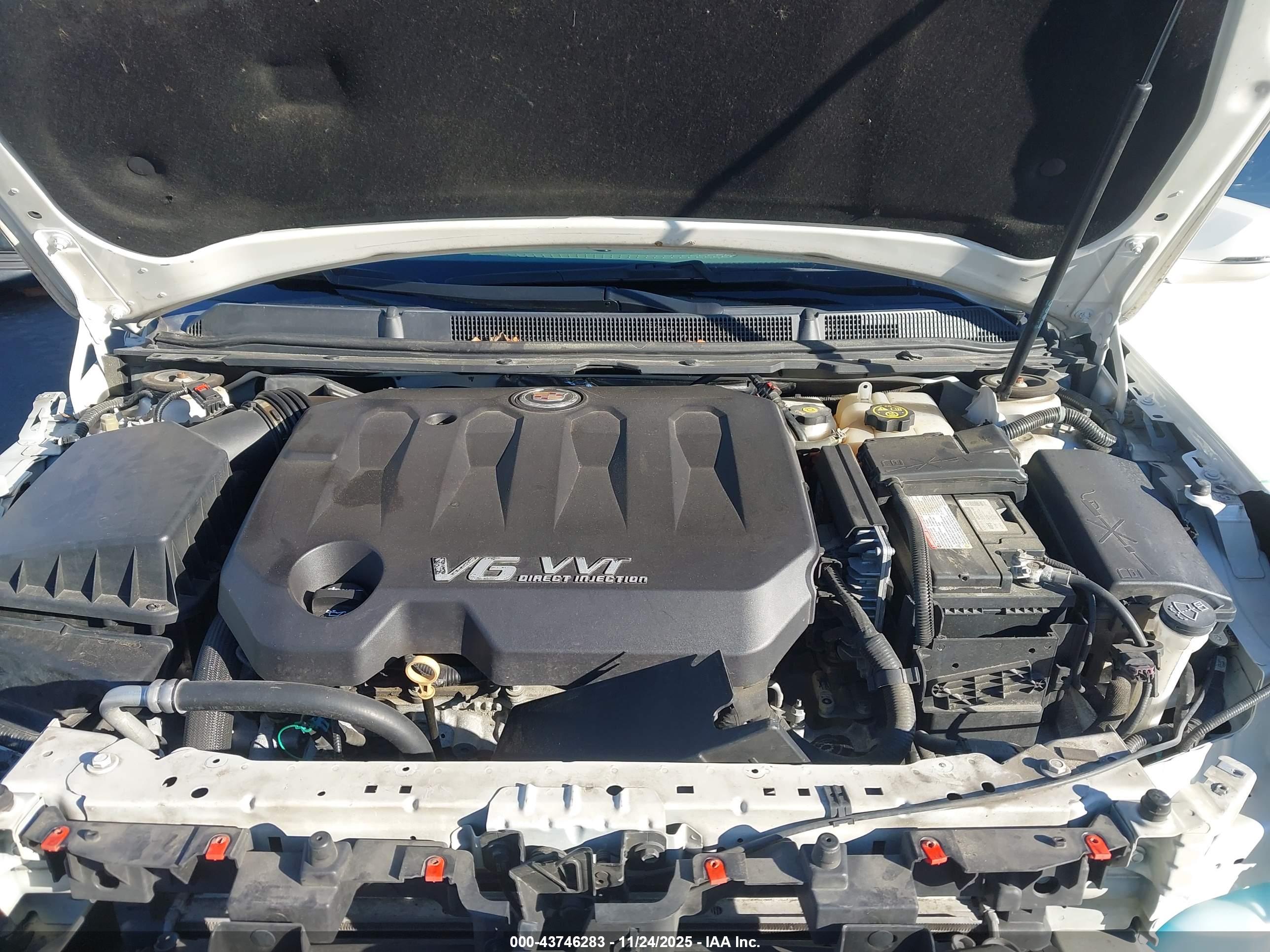 CADILLAC XTS image 10