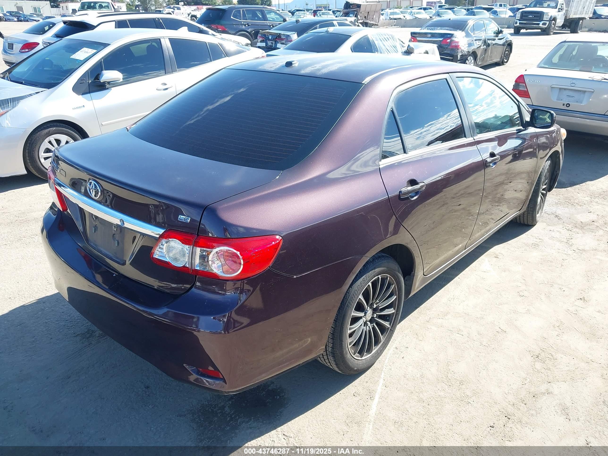 TOYOTA COROLLA image 4