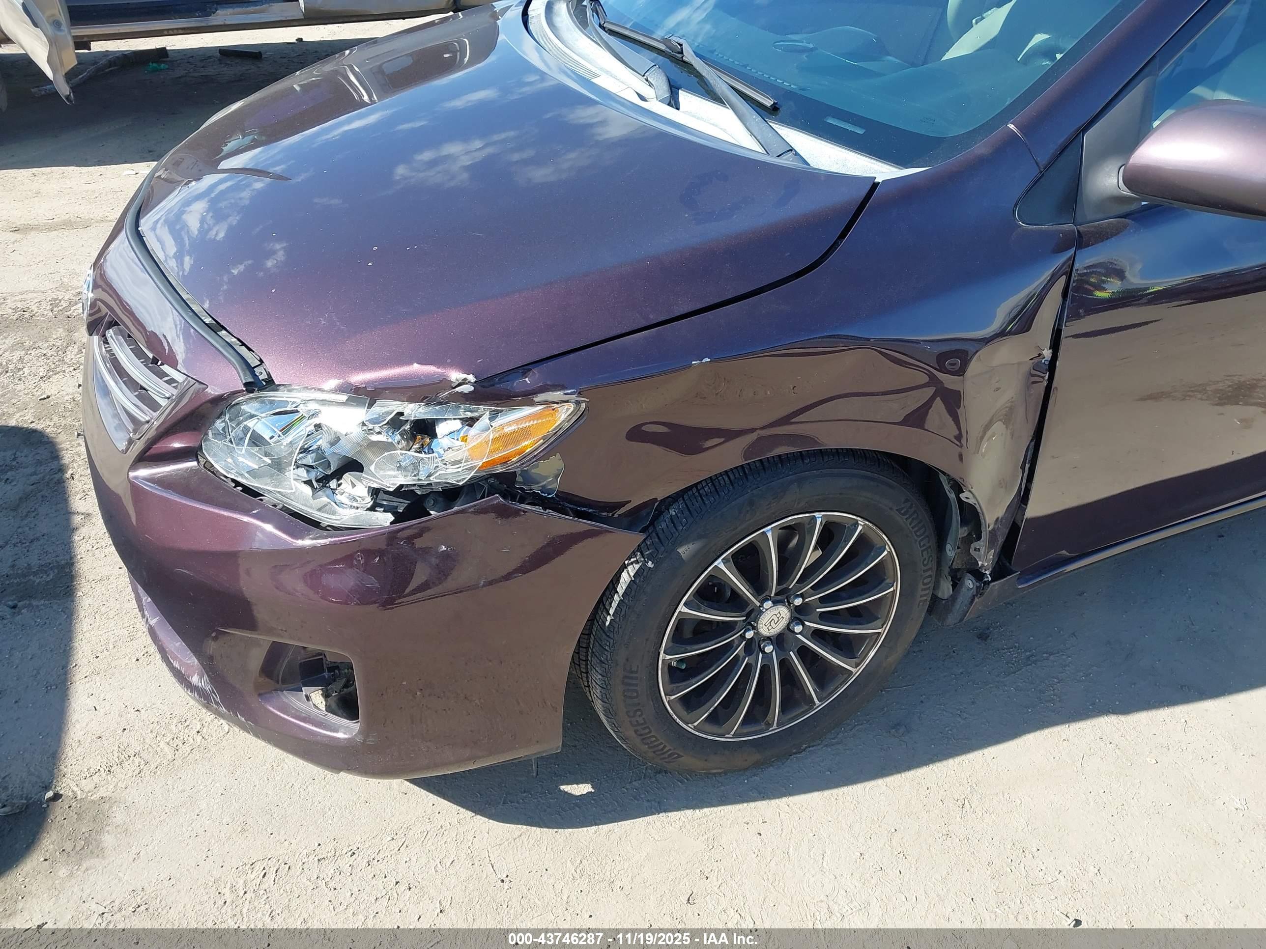 TOYOTA COROLLA image 6