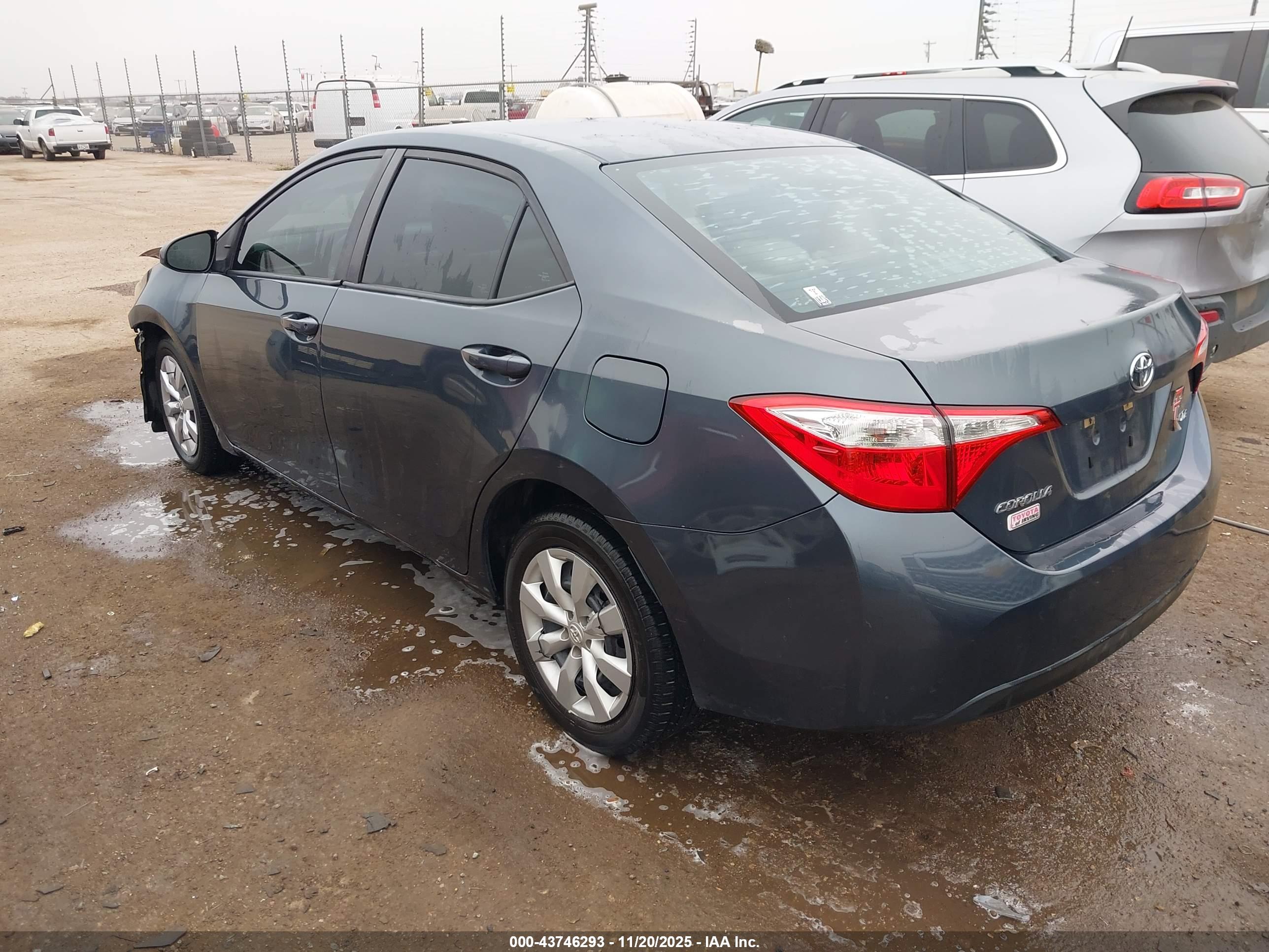 TOYOTA COROLLA image 3