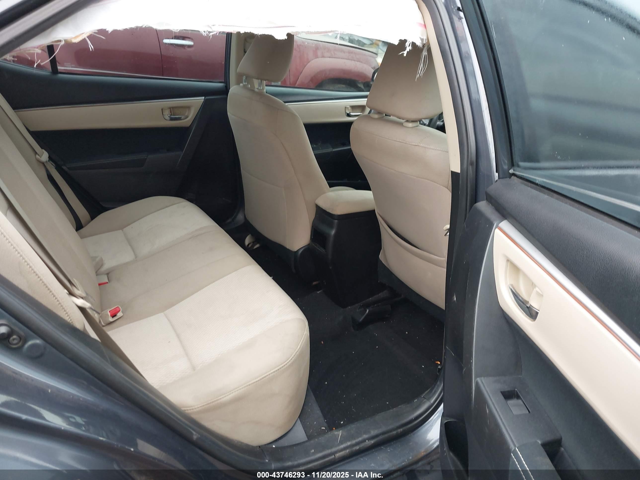 TOYOTA COROLLA image 8