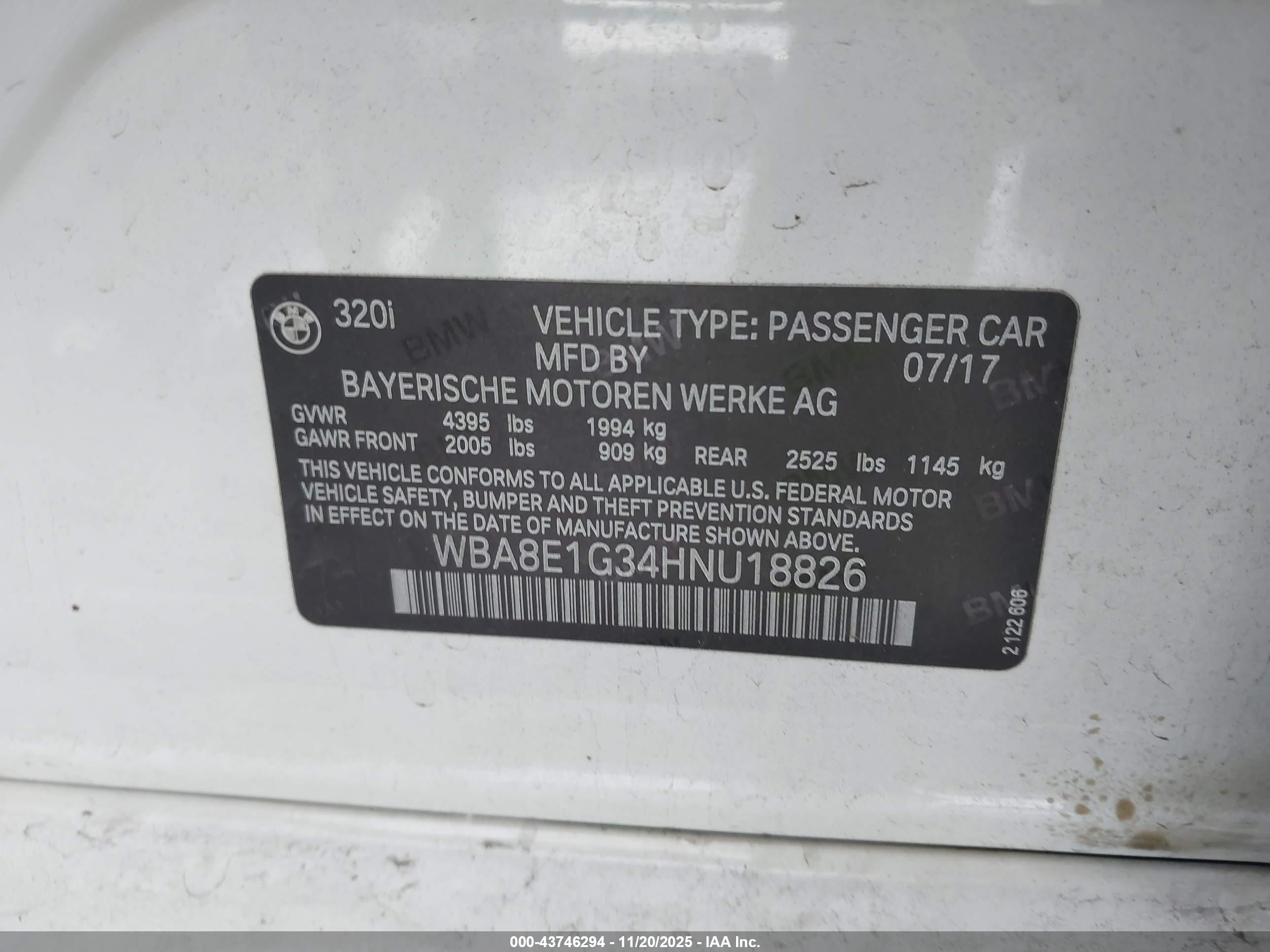 BMW 320I image 9