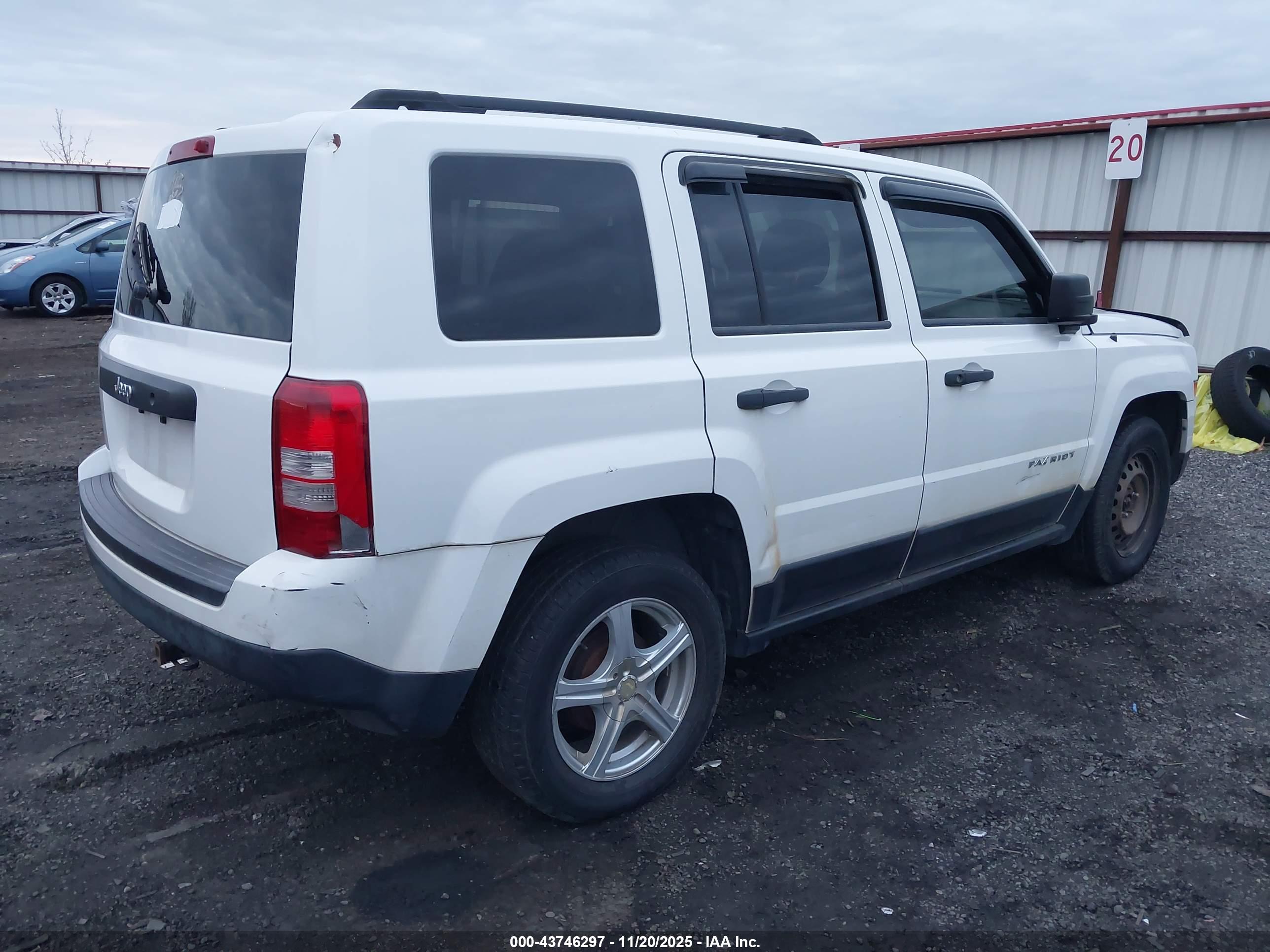 JEEP PATRIOT image 4