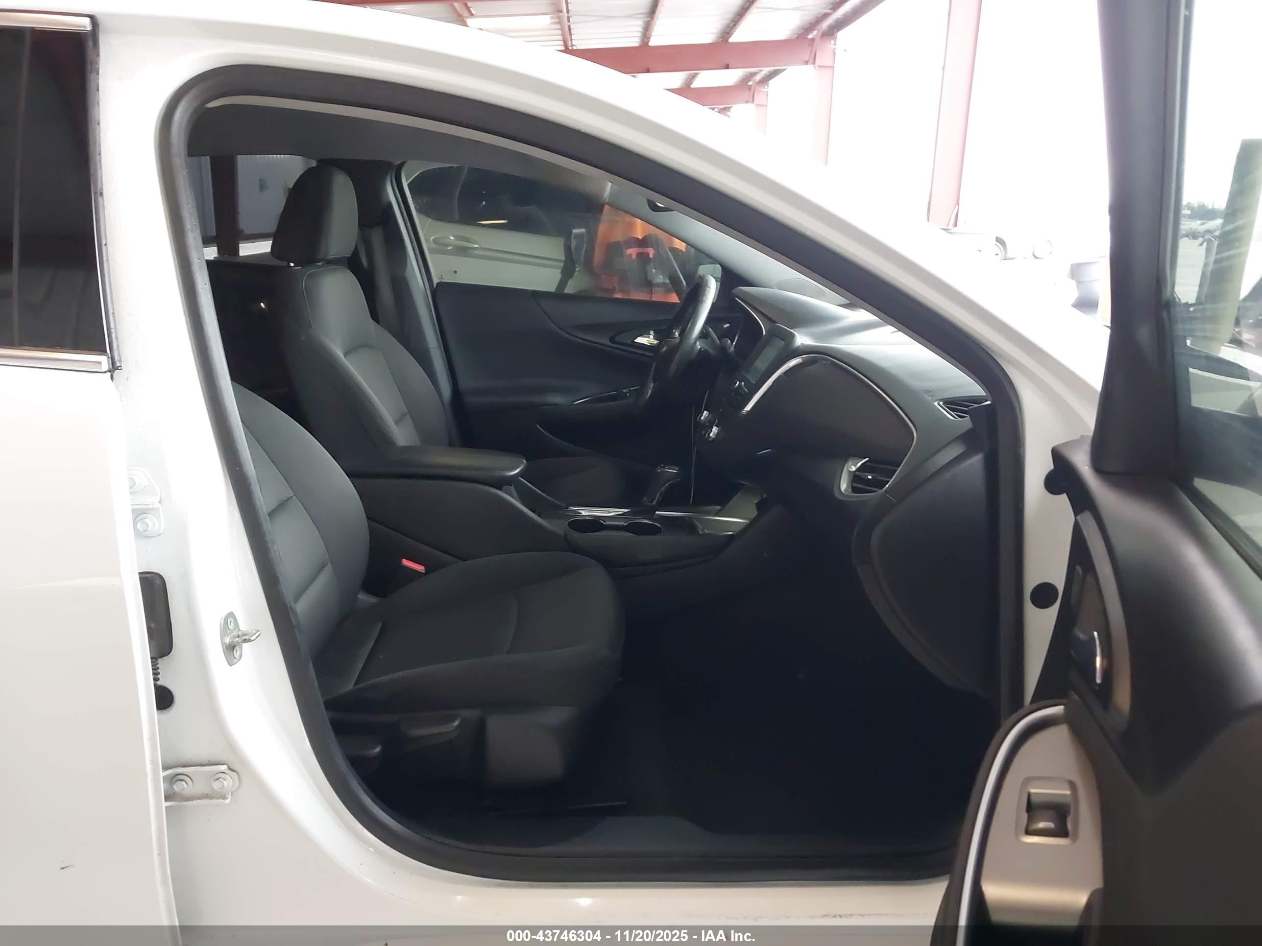 CHEVROLET MALIBU image 5