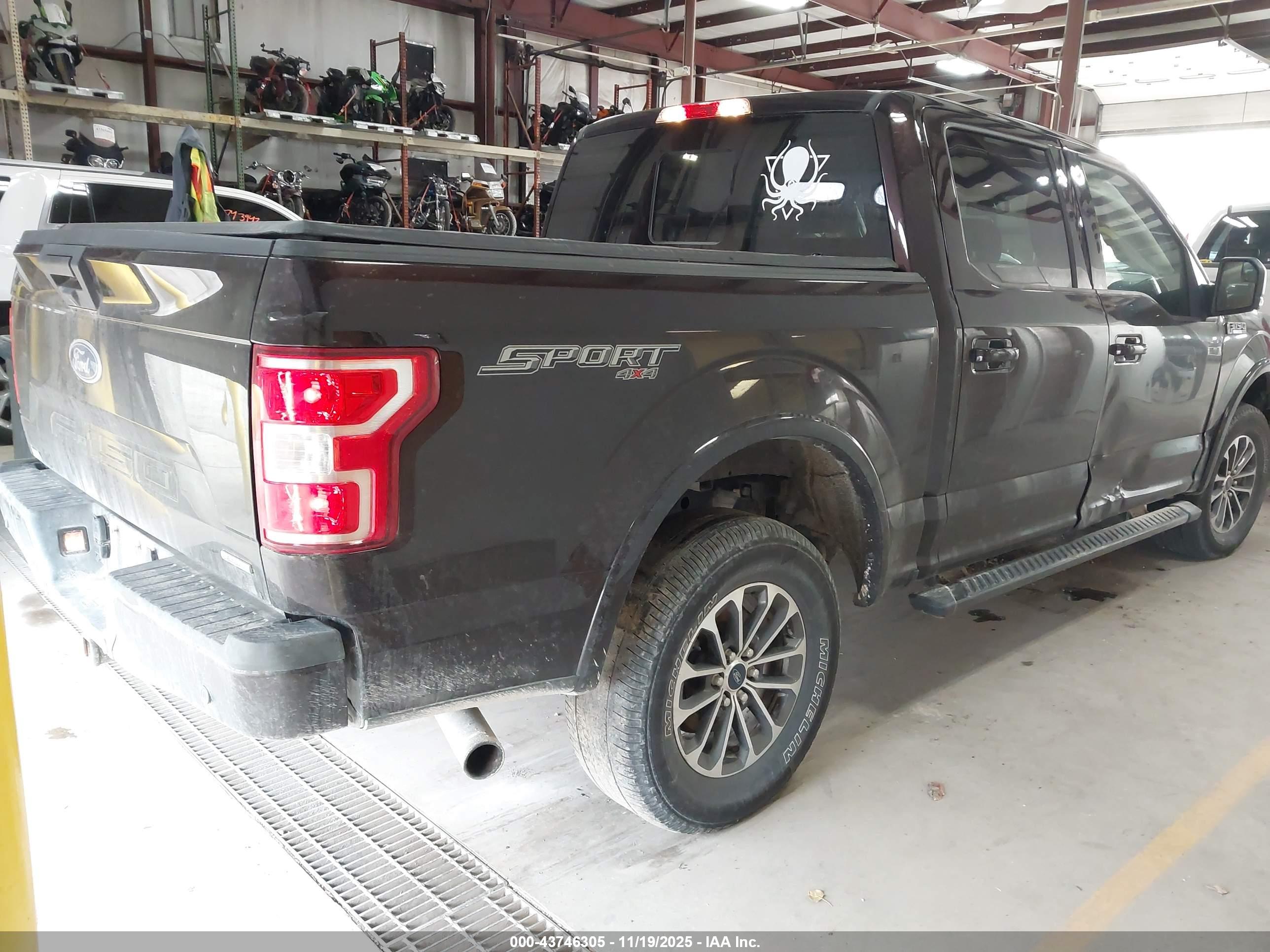 FORD F-150 image 4
