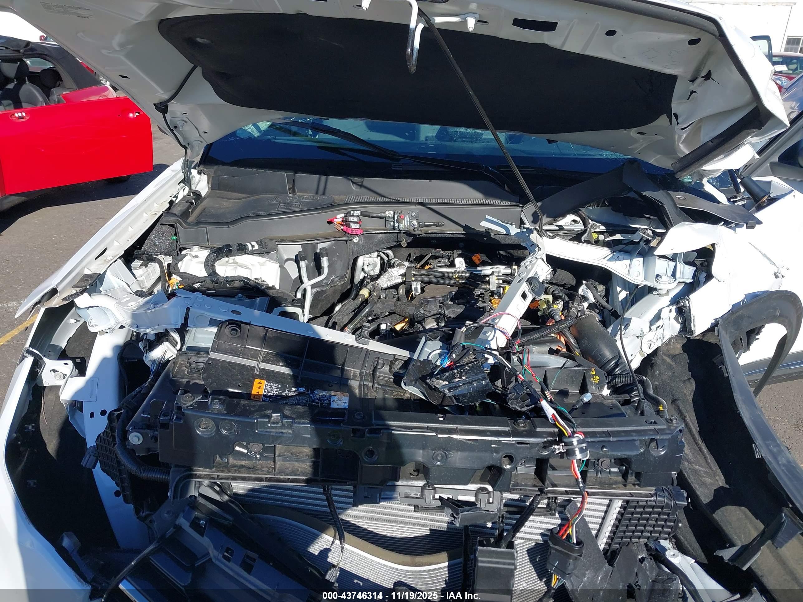 FORD EXPLORER image 10