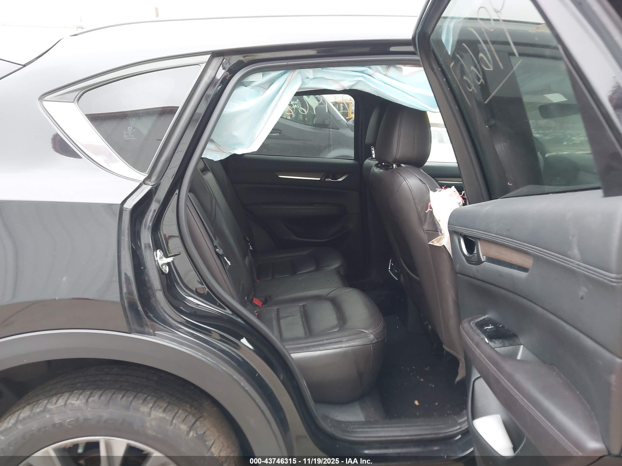 MAZDA CX-5 image 8